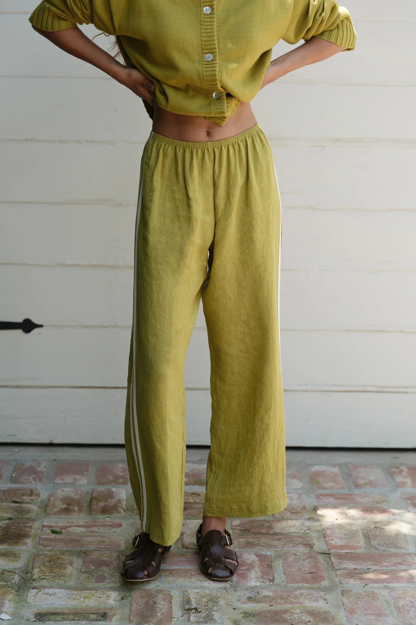 The Linen Crop Stripe Pant | DONNI.