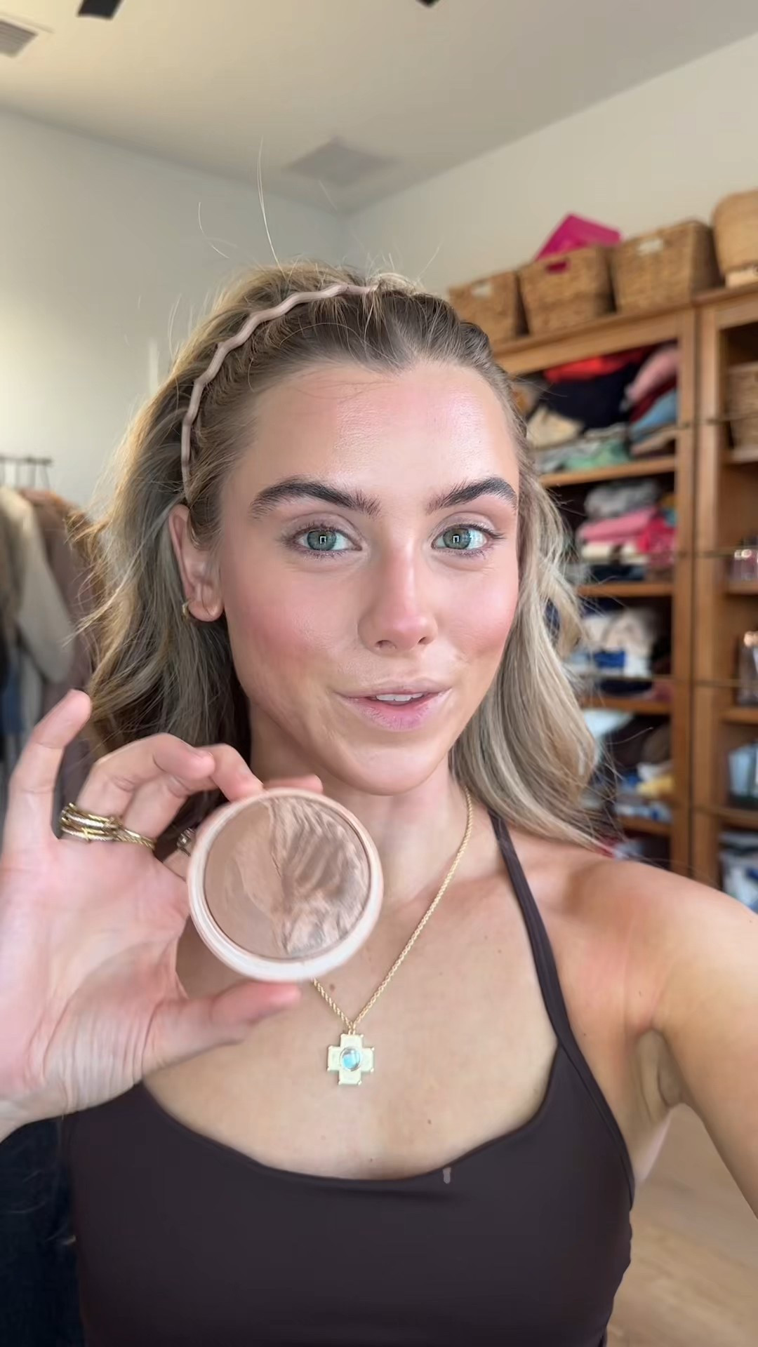My code is SLOANE. Swipe on sunkissed skin to awaken a bronzed and blurred complexion in seconds with this baked bronzer and marble glow duet. Packed with hydrating jojoba and macadamia oils and antioxidant-rich hibiscus extract, this talc-free baked formula amplifies glow while blurring texture - all in the flick of a wrist. Made to play on cheeks or eyes, each duet dome has two shades that can be worn individually or blended for a custom rolling glow. Available in four coffee-hued shades.

Shade Descriptions:
Vanilla Latte - Warm Light Bronze / Light Marble Glow
Caramel Cappuccino - Medium Neutral Bronze / Medium Marble Glow
Spiced Chai - Rich Caramel Bronze / Tan Marble Glow
Espresso Martini - Deep Cocoa Bronze / Deep Marble Glow

#LTKFindsUnder50 #LTKBeauty #LTKgrwm