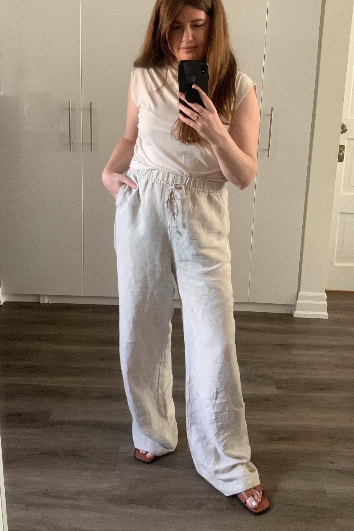 Wide leg linen pants, mock neck shirt. 

#LTKcanada
