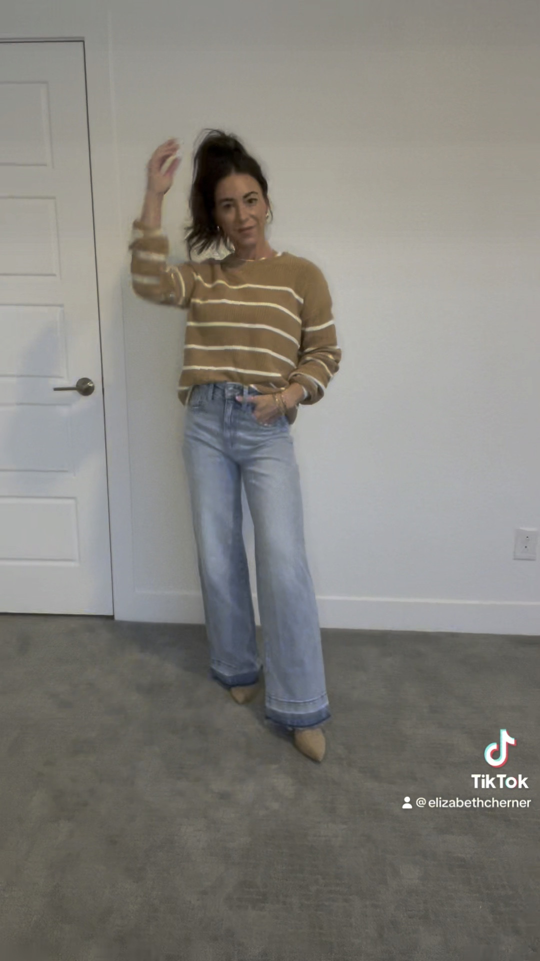 Make your basic pieces look a lot less basic with just two easy tips! 

One: LAYER! Adding a layer under a casual sweater instantly elevates the look

Two: JEWELRY! Peeling off your apple watch and adding a couple bracelets takes your look from thrown on to styled. 

Style tips, basic pieces, everyday looks, affordable fashion 

#LTKVideo #LTKstyletip #LTKfindsunder50