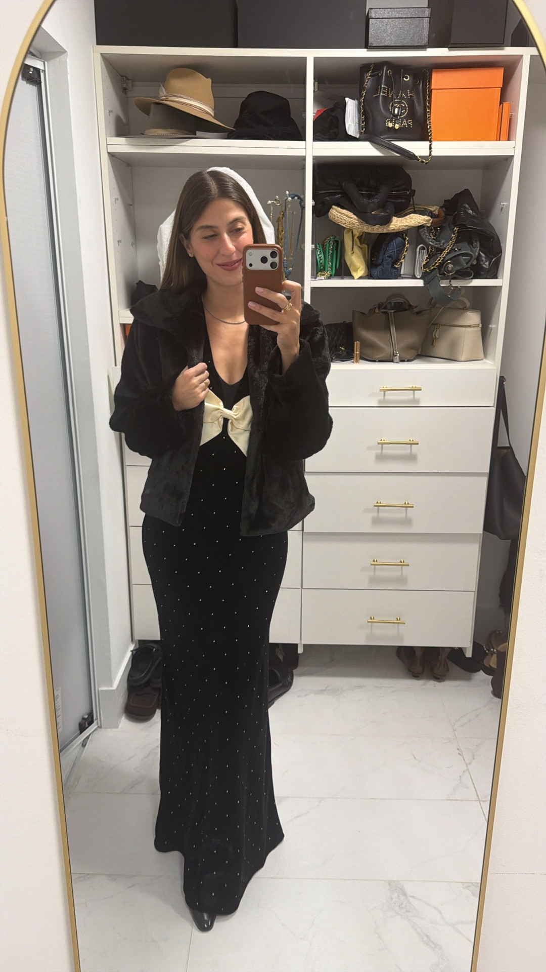 Loved this dress! So easy and comfortable to wear! Got my regular size 4