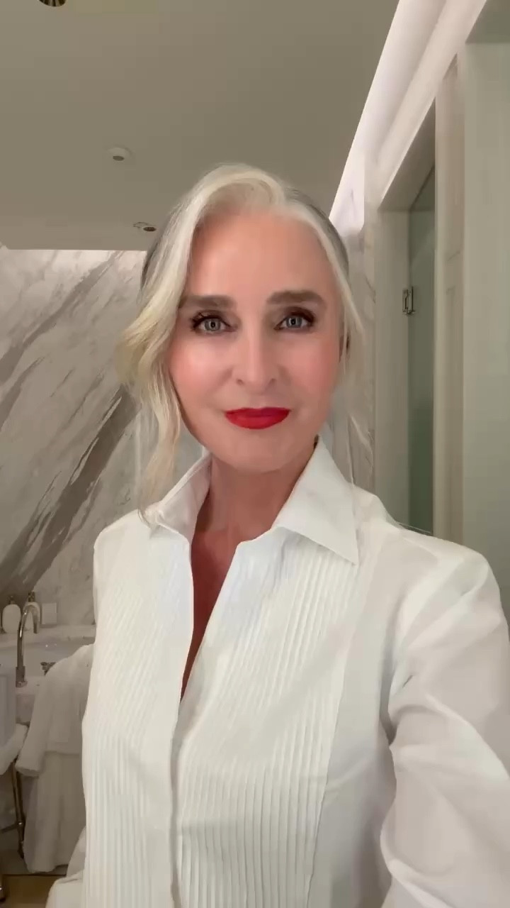 Final check before dinner with @diorbeauty 
@diorbeautylovers #999 
#redlips #diorbeauty #diorskincare