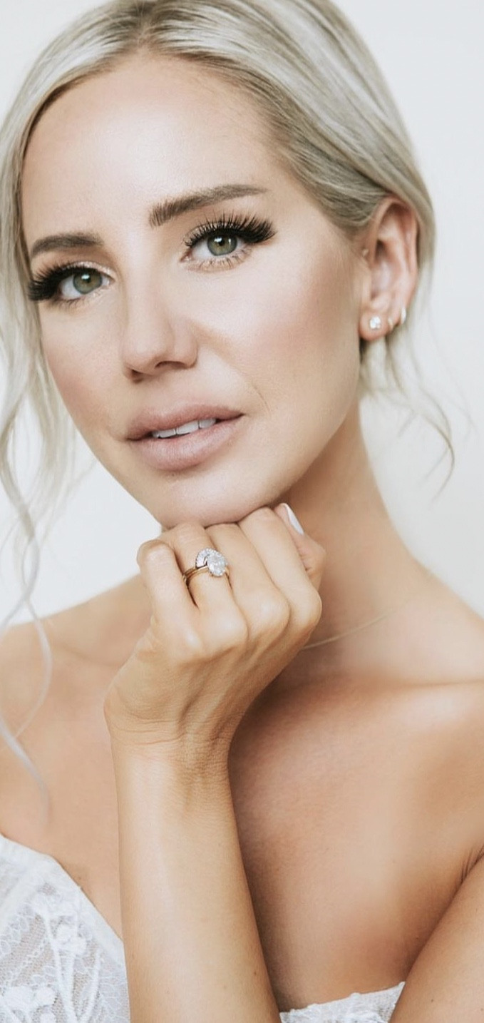 RUN don’t walk! To get these moissanite earrings normally $499 on sale for $63!?

I wore 2 carat on my wedding day but the 1 carat is gorgeous too. 

Bridal jewelry, earrings, chic, understated, quiet luxury

#LTKGiftGuide #LTKsalealert #LTKHoliday