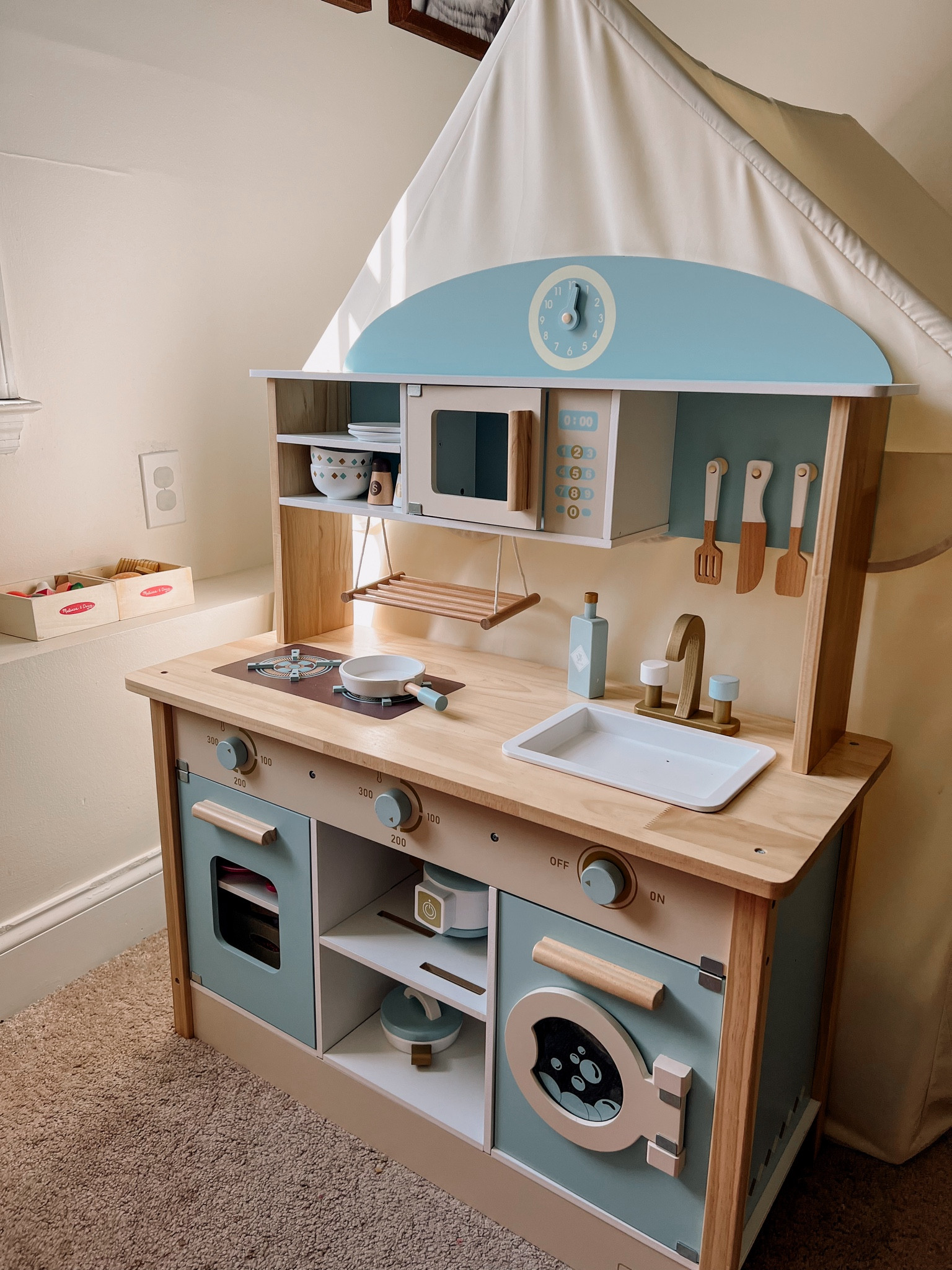 The perfect addition to your kiddos playroom! 🍳 Hayes & Rilynn love “cooking” in their kitchen they got this past Christmas! Pretty colors, and this mama put it together all by herself! 👏🏻 linked below with the food I purchased too! 

#LTKGiftGuide #LTKU #LTKkids