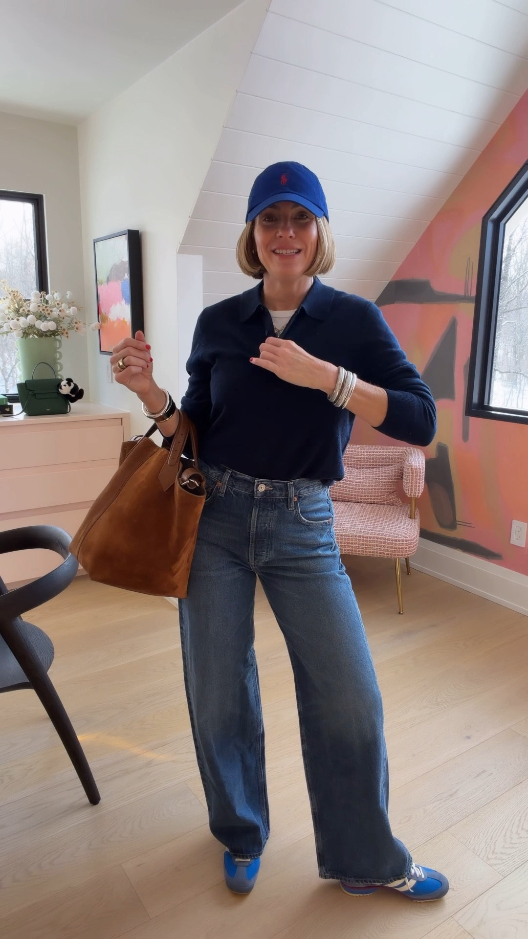 Quince Goodies ✨❄️
Ps:  wearing a SMALL in this men’s sweater
Women’s version doesn’t have buttons! 