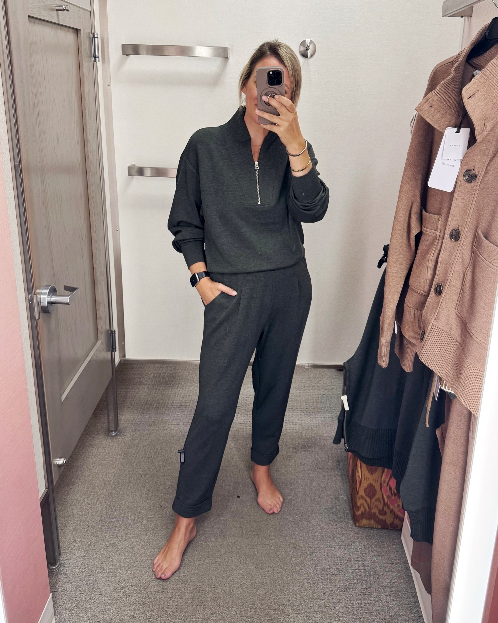 The most perfect green set for fall 🍂 (wearing large in both)

#LTKSeasonal