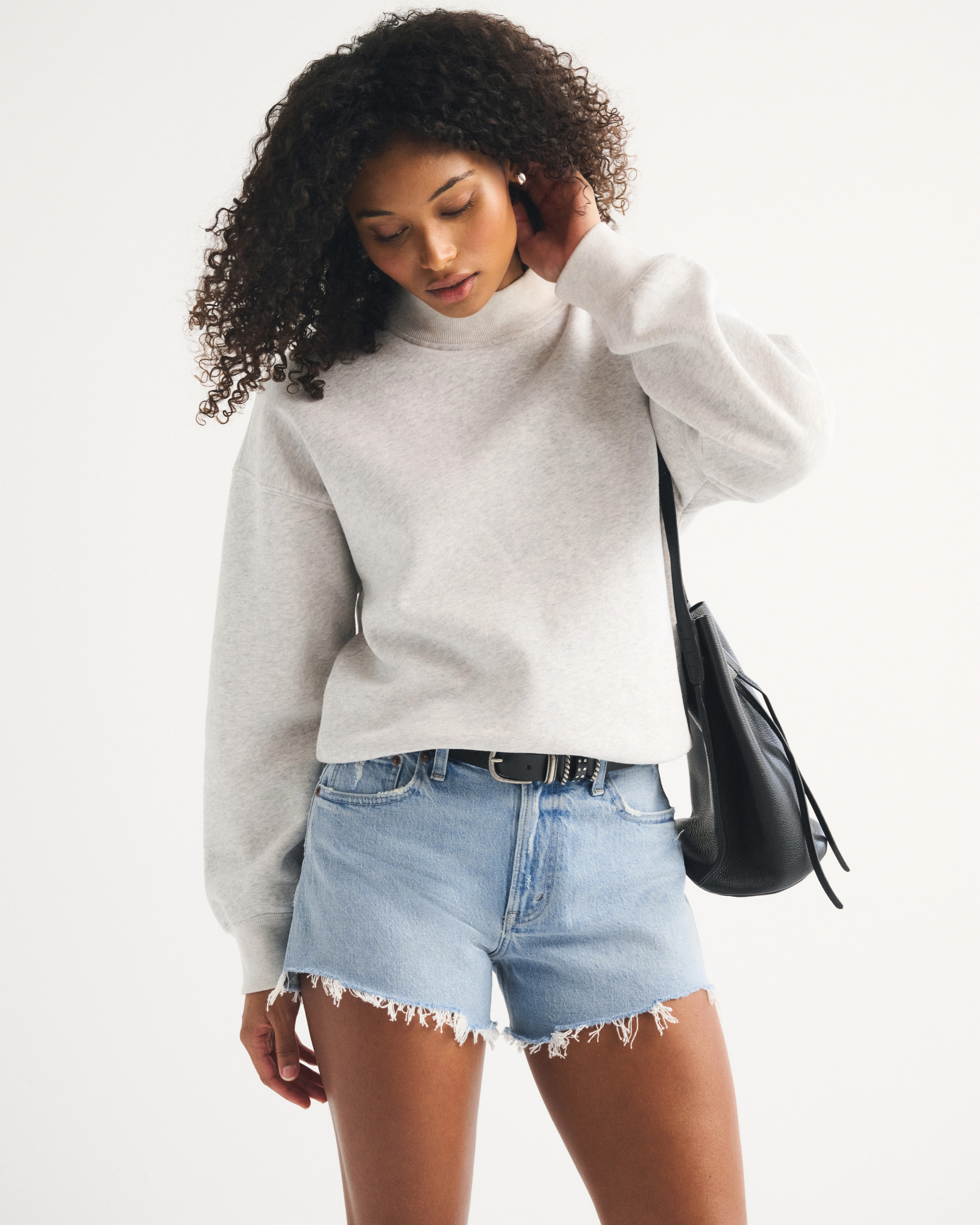 Curve Love High Rise 90s Cutoff Short | Abercrombie & Fitch (US)