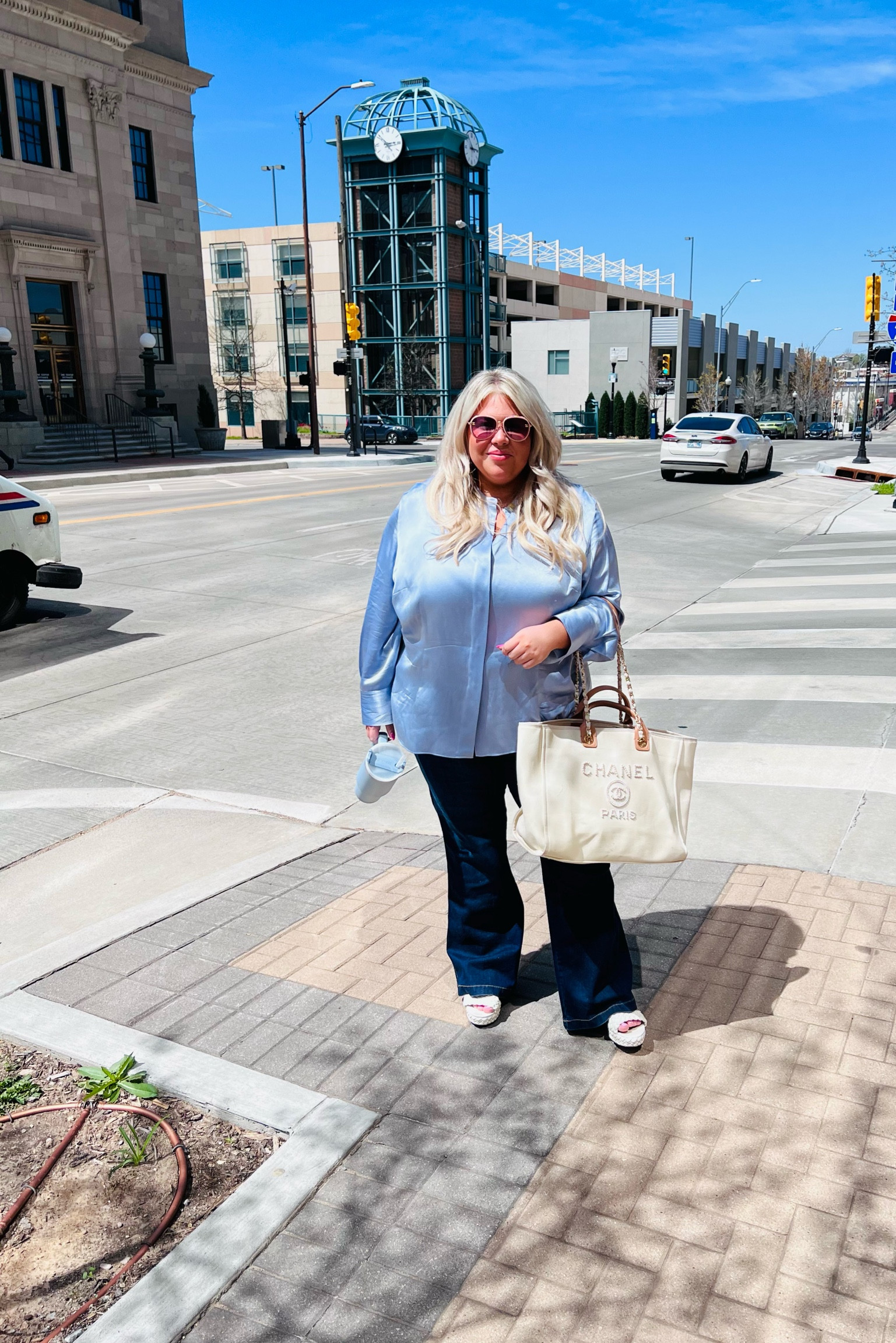 Me and my Stanley heading to business meetings. Loving these jeans for a the perfect flare leg and work day wash! 

#LTKcurves #LTKstyletip #LTKworkwear