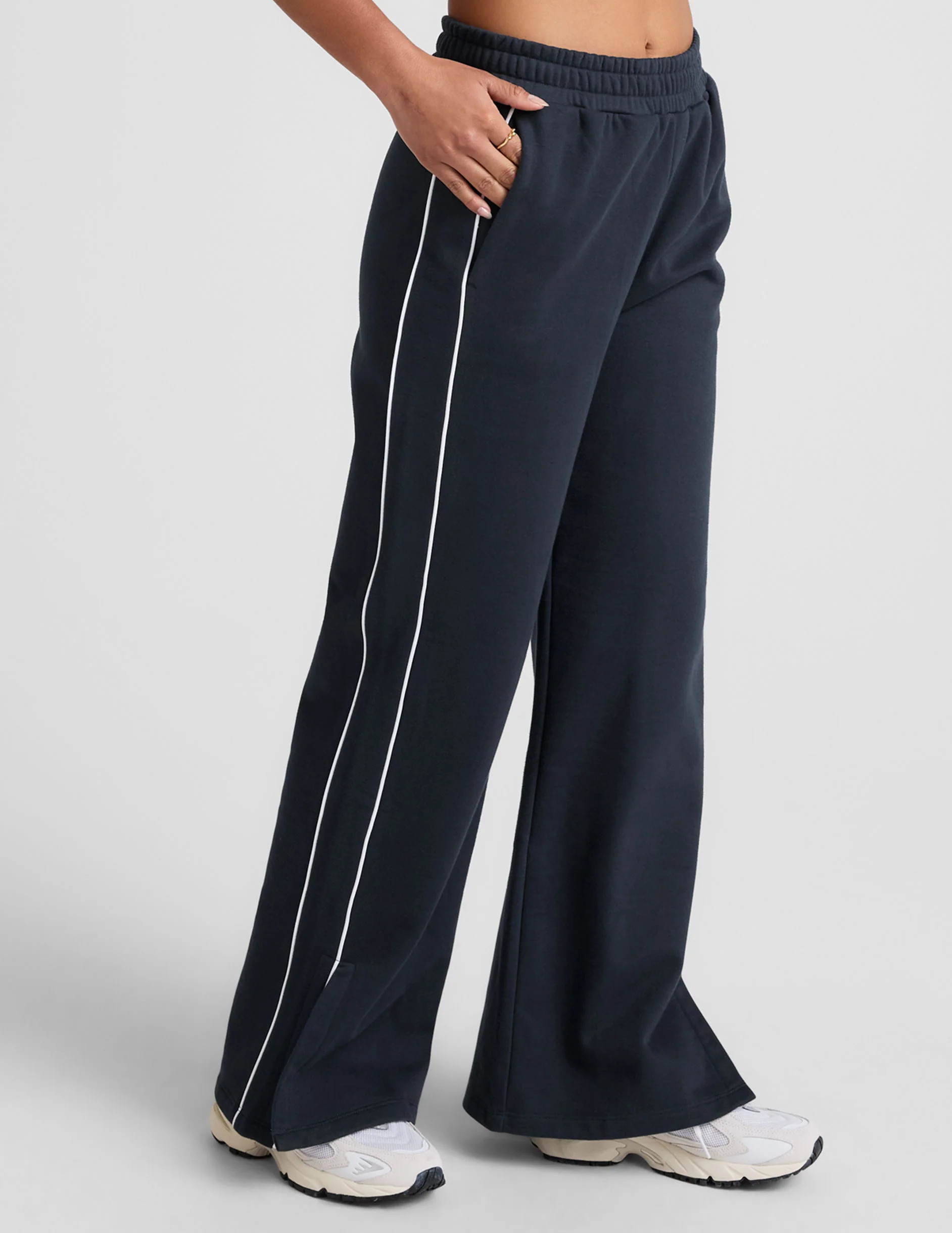 LuxeFleece Piper Wide Leg Pant | Beyond Yoga | Beyond Yoga