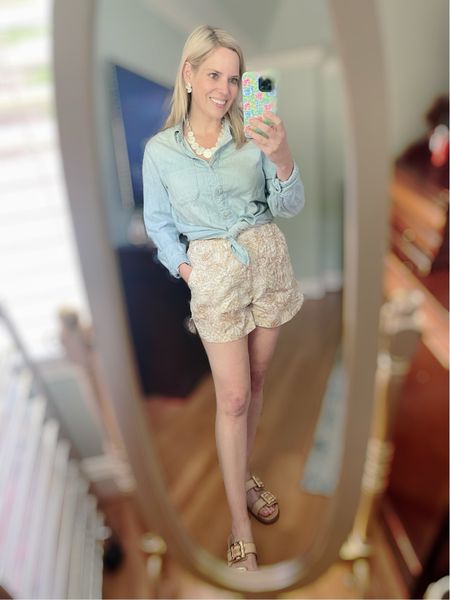 Linen shorts, Lilly Pulitzer elody shorts, chambray top, flat sandals, neutral outfit 

#LTKOver40 #LTKFindsUnder50 #LTKFindsUnder100