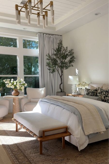 Bedroom, bedding, sheets, bench, tree, floral 

#LTKHome #LTKFamily #LTKStyleTip