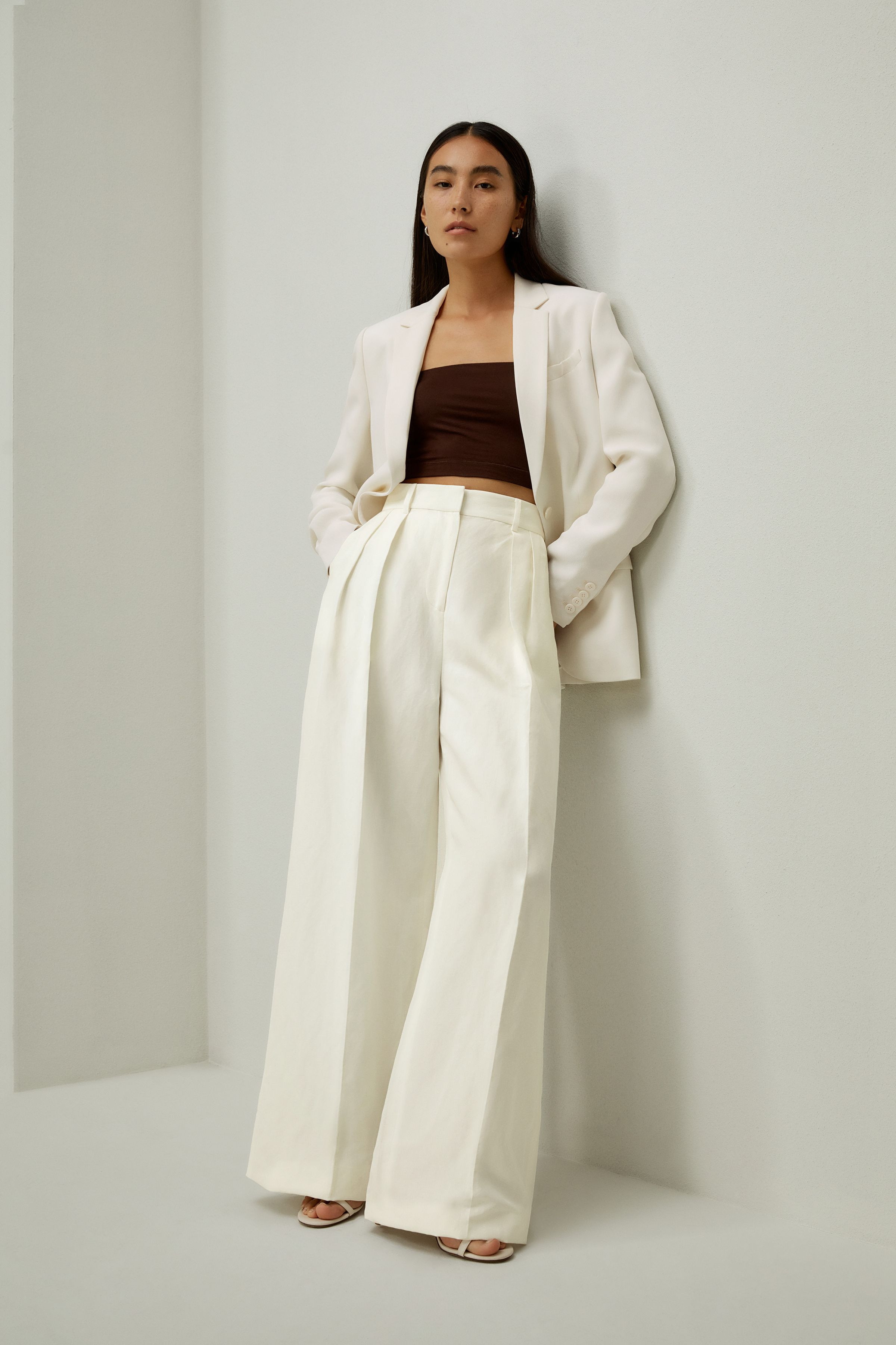 Front-Pleated Silk-Linen Blend Trousers | LilySilk