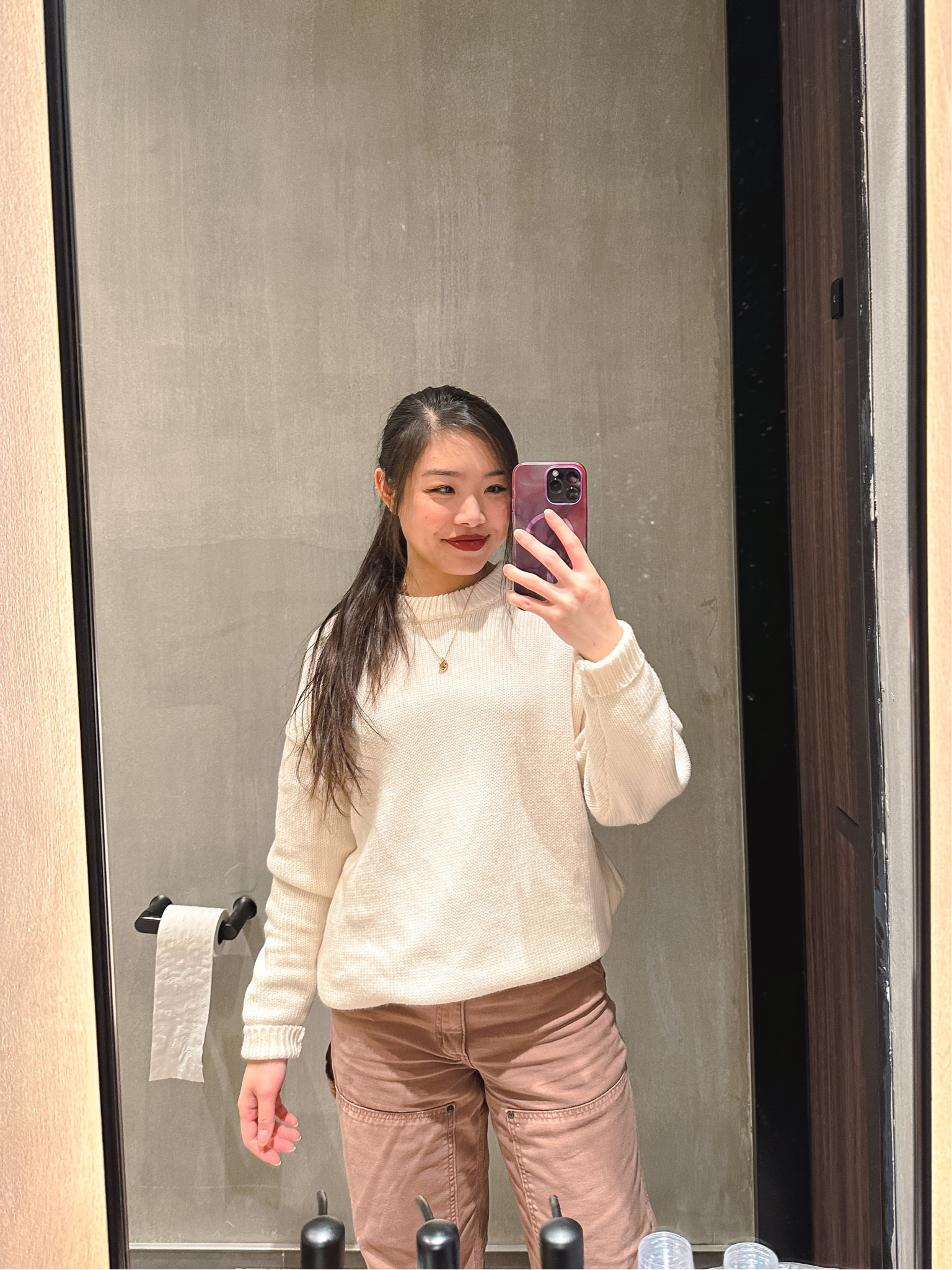 Casual weekend brunch + mall outfit ✨