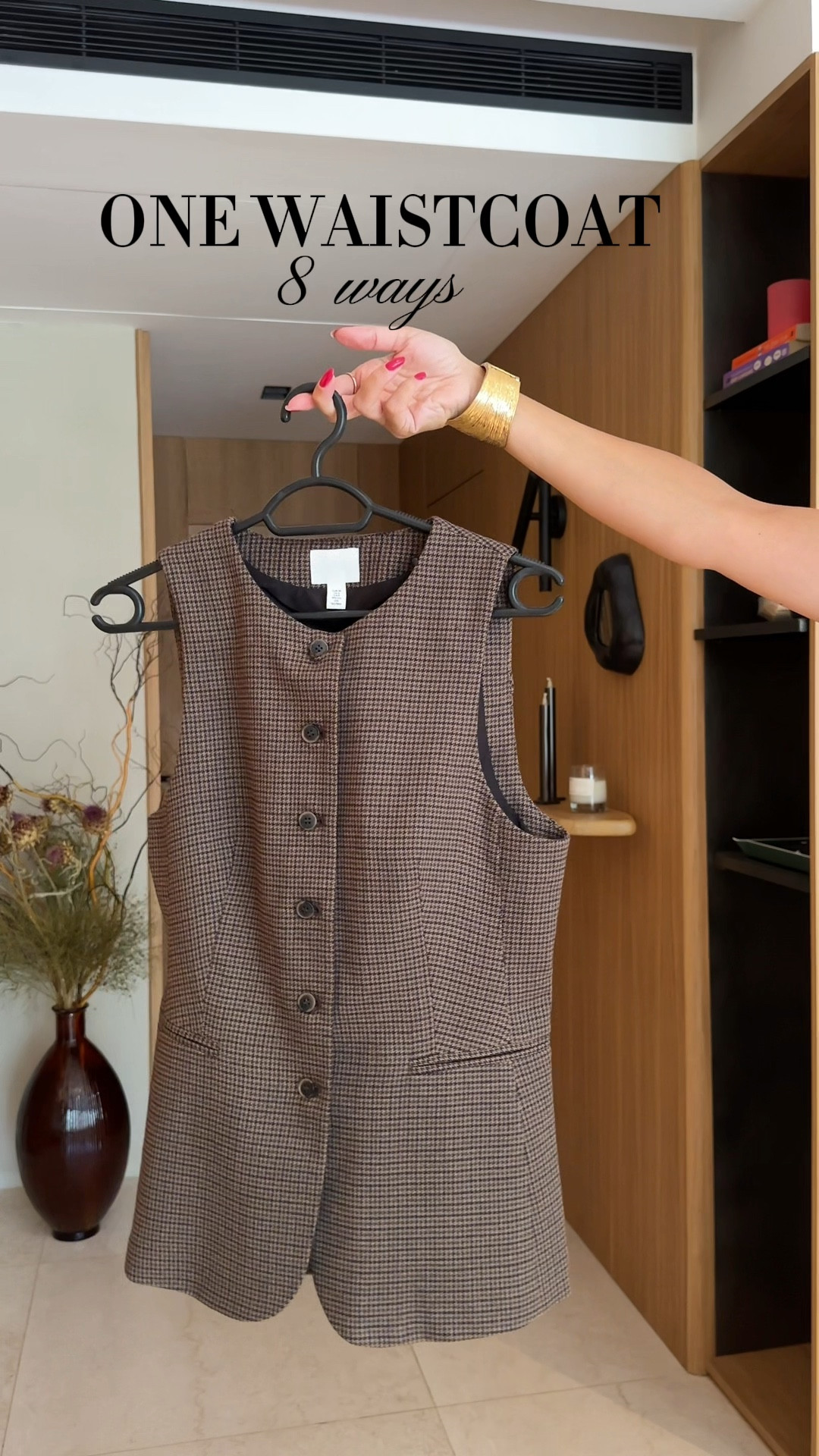 One waistcoat styled different ways
#hm #waistcoat #falloutfit #brownoutfit

#LTKFindsUnder50 #LTKStyleTip #LTKFindsUnder100