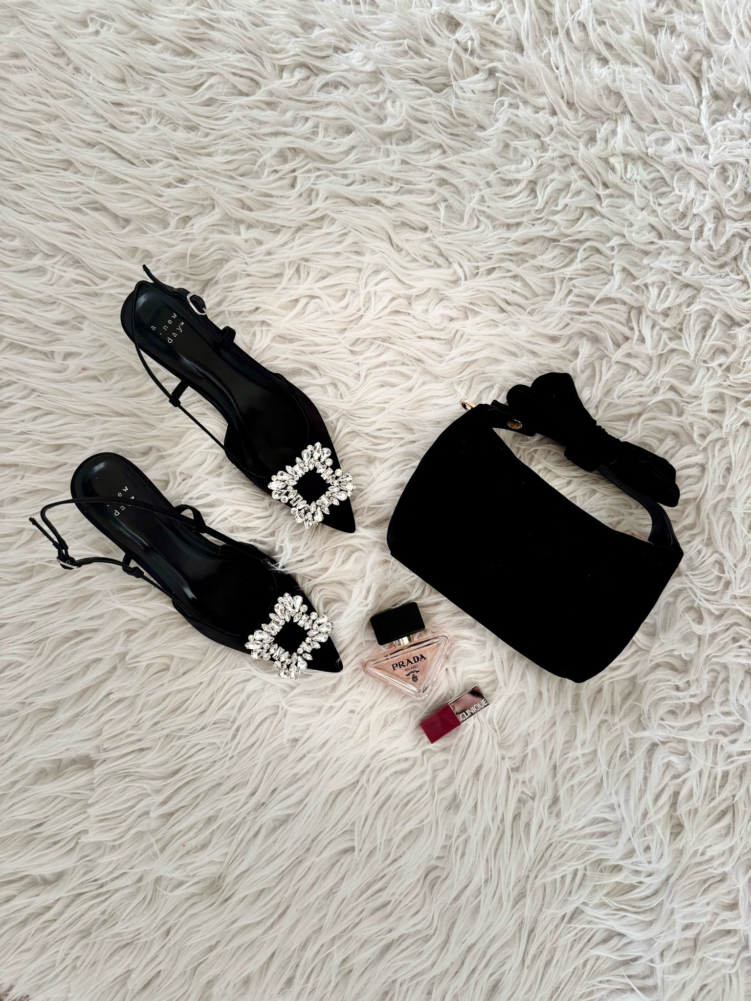 Holiday ✨

#LTKFindsUnder50 #LTKStyleTip #LTKHoliday