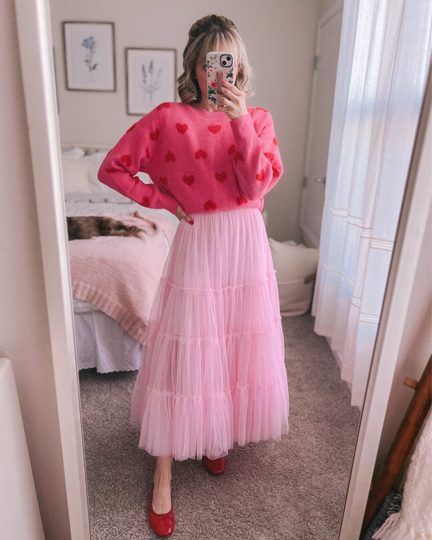 Valentine’s Day outfit, Valentine’s Day sweater, Valentine’s Day dress, pink tulle dress, heart sweater, red ballet flats

#LTKunder100 #LTKstyletip #LTKshoecrush