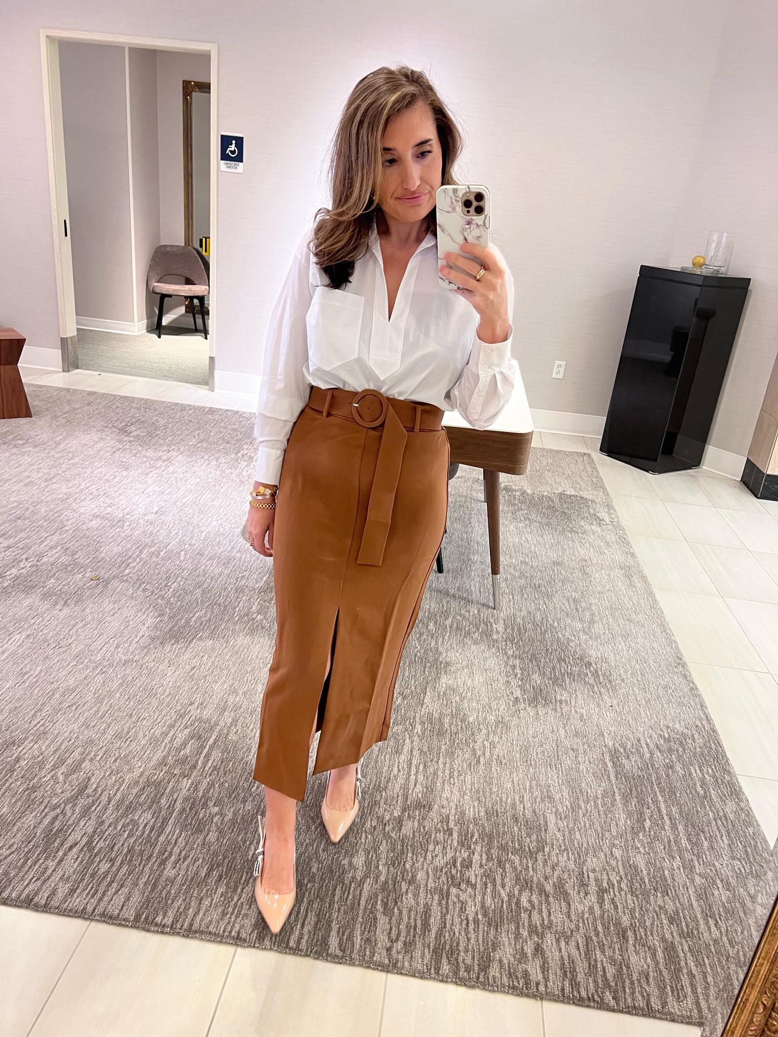 Workwear, office looks, skirt outfits 

#LTKworkwear #LTKfindsunder100