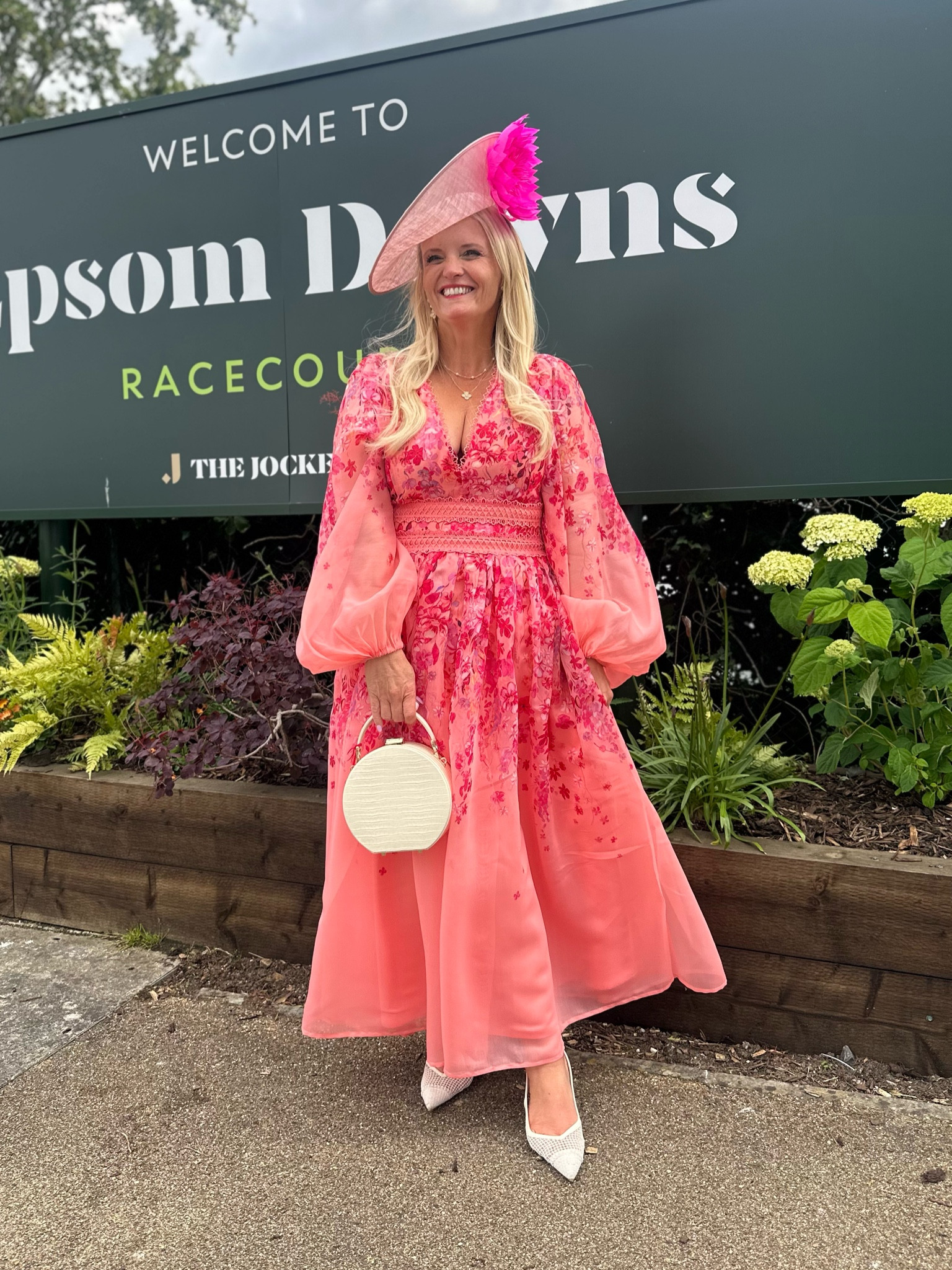 A ladies day look worth betting on from Coast at Debenhams! 

#LTKpartywear #LTKwedding #LTKdresses