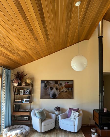West elm furniture
Mid century modern home decor
Frame tv
Interior design
Throw pillows