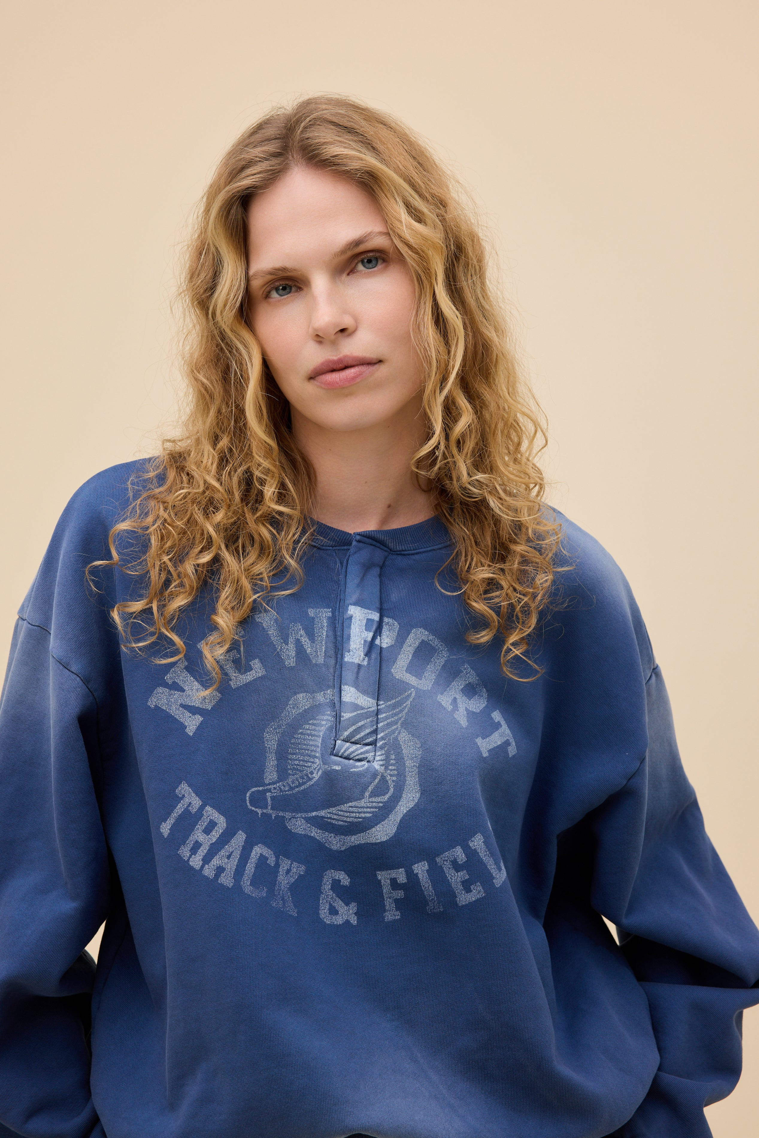 Newport Track & Field Oversized Henley Sweatshirt | Daydreamer