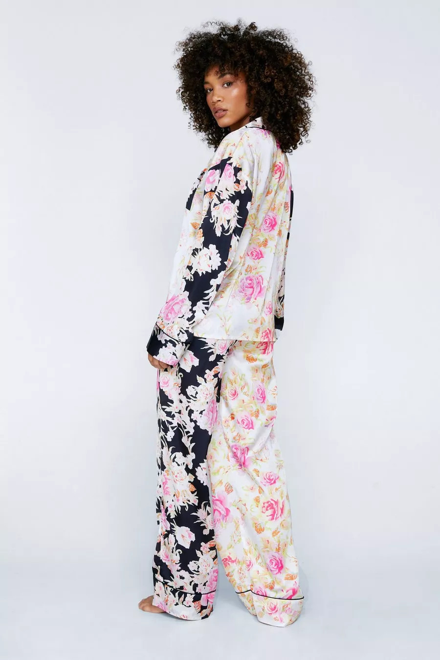 Satin Floral Print Colorblock Pajama Pants Set | Nasty Gal (US)