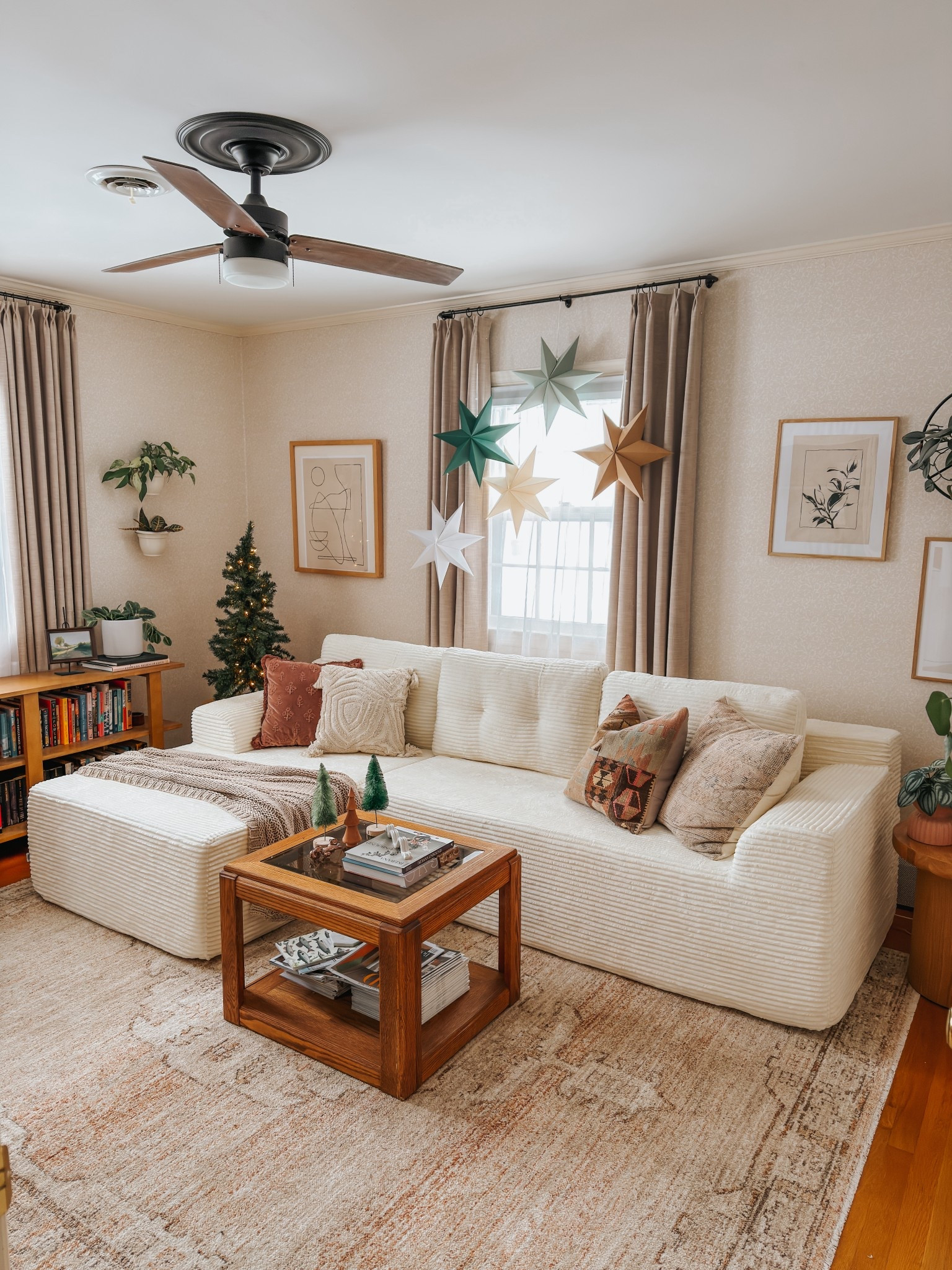 Linking lounge room favorites today, including this sectional that’s currently on sale for under $400 when you use code "10KOLDCT" now through 12/15!

#LTKSaleAlert #LTKHoliday #LTKHome