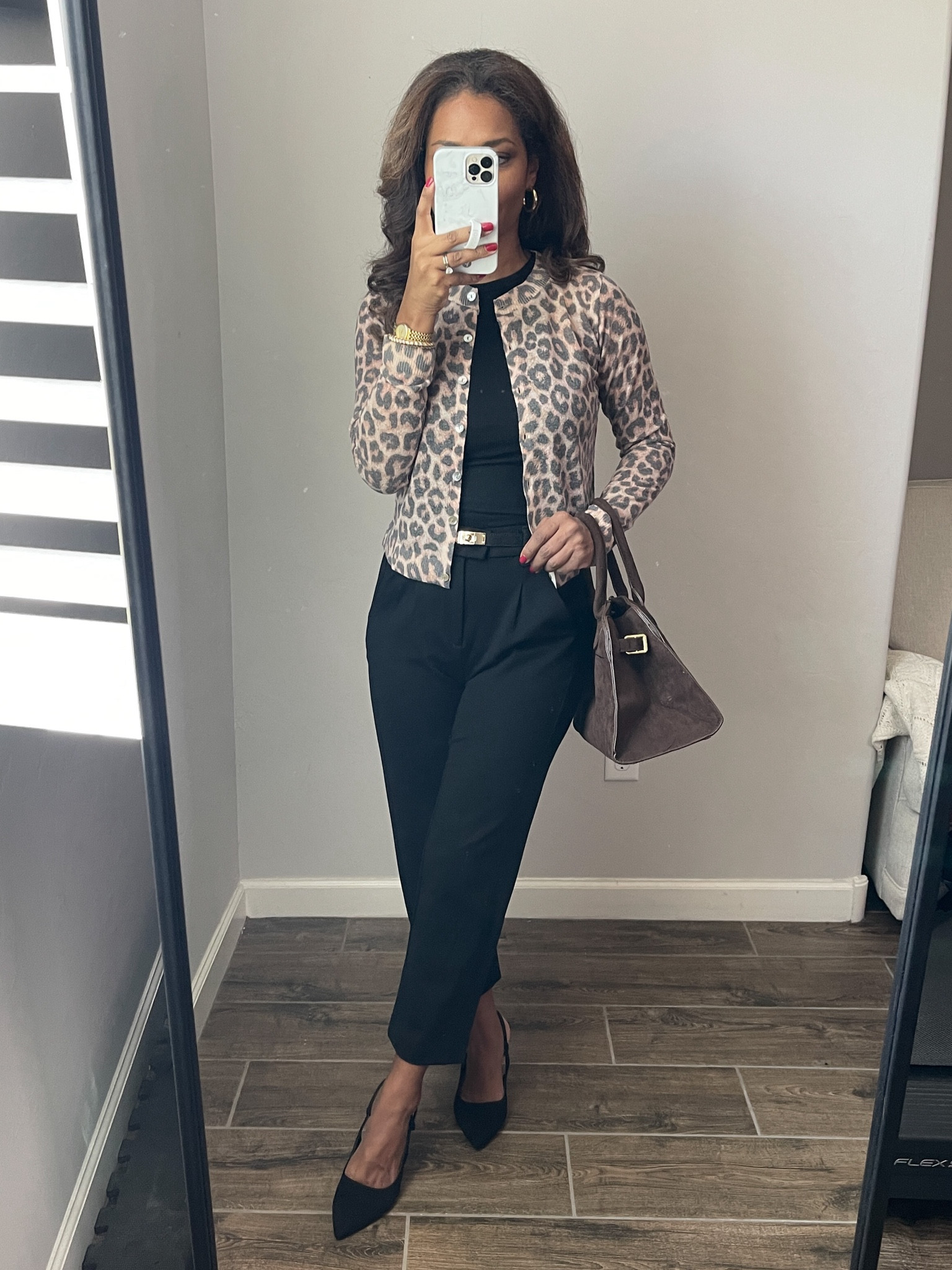 
A great Fall workwear outfit! Wearing a small in the cardigan. It runs small so size up one if you want to layer underneath. Material is thin and I recommend washing on a gentle cycle with fabric softener first. Pants are a size 4 petite! #ltkfindsunder50 #ltkworkwear #ltkfindsunder100

#LTKFindsUnder100 #LTKWorkwear #LTKFindsUnder50