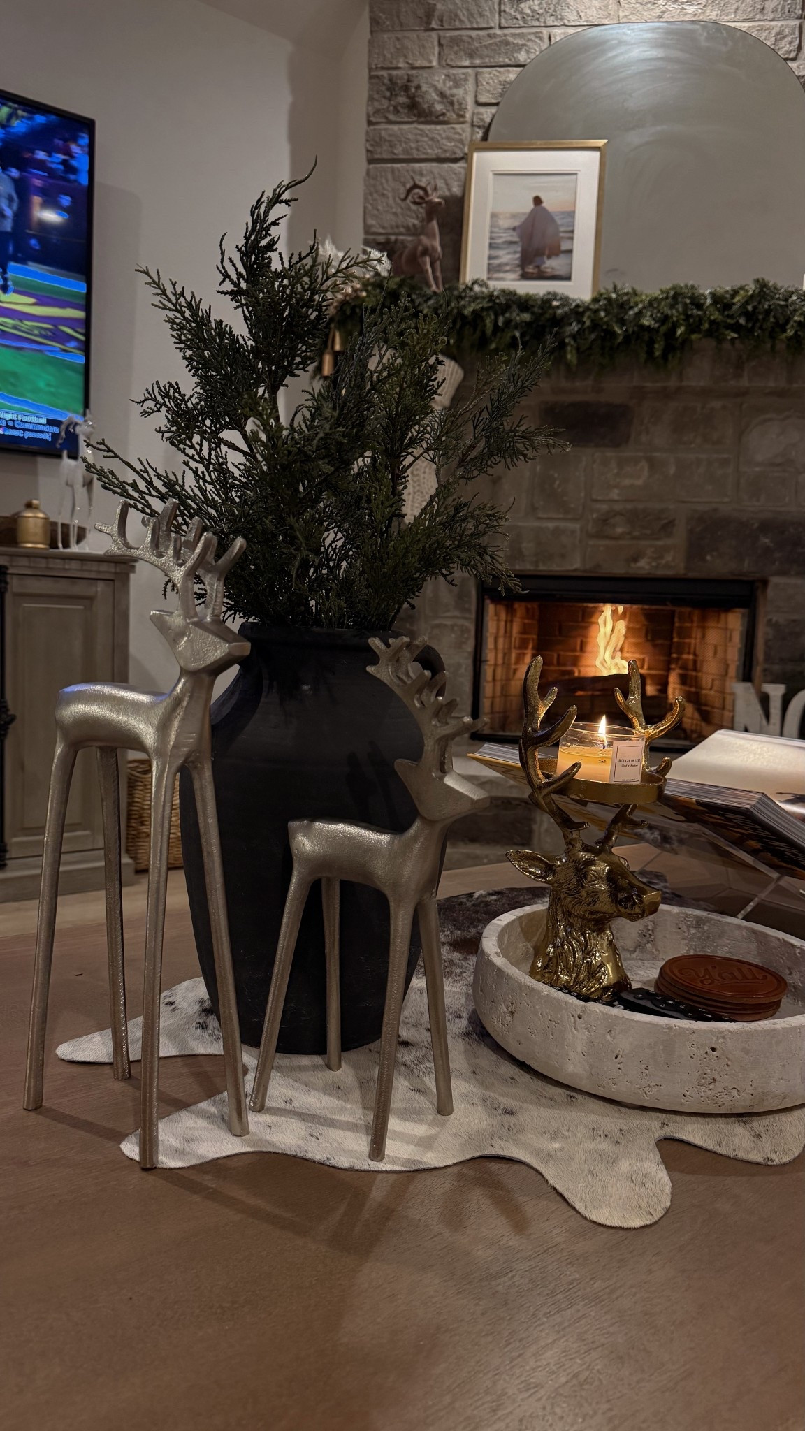 Coffee table Christmas decor 🤎🎄🦌❄️

#LTKHome #LTKSeasonal #LTKHoliday