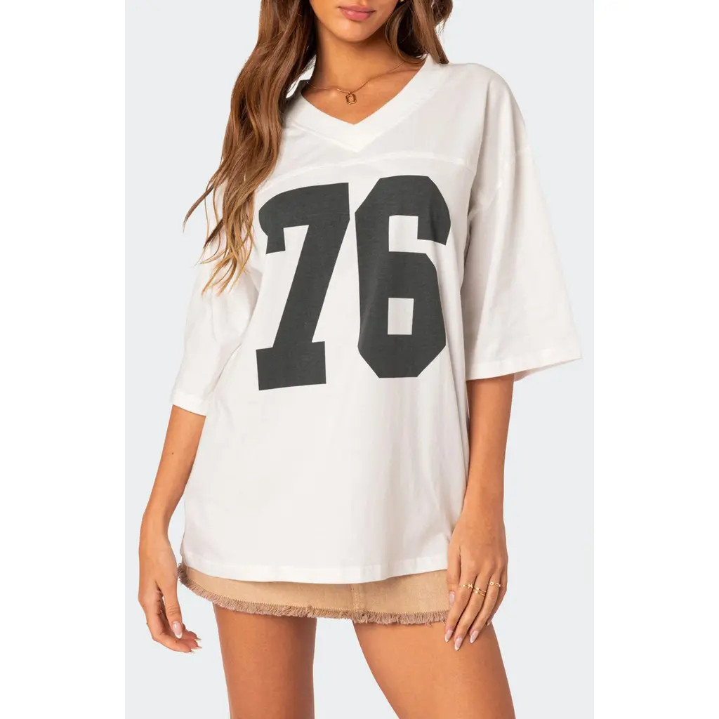 EDIKTED 76 Oversize Graphic T-Shirt in White at Nordstrom, Size Large | Nordstrom