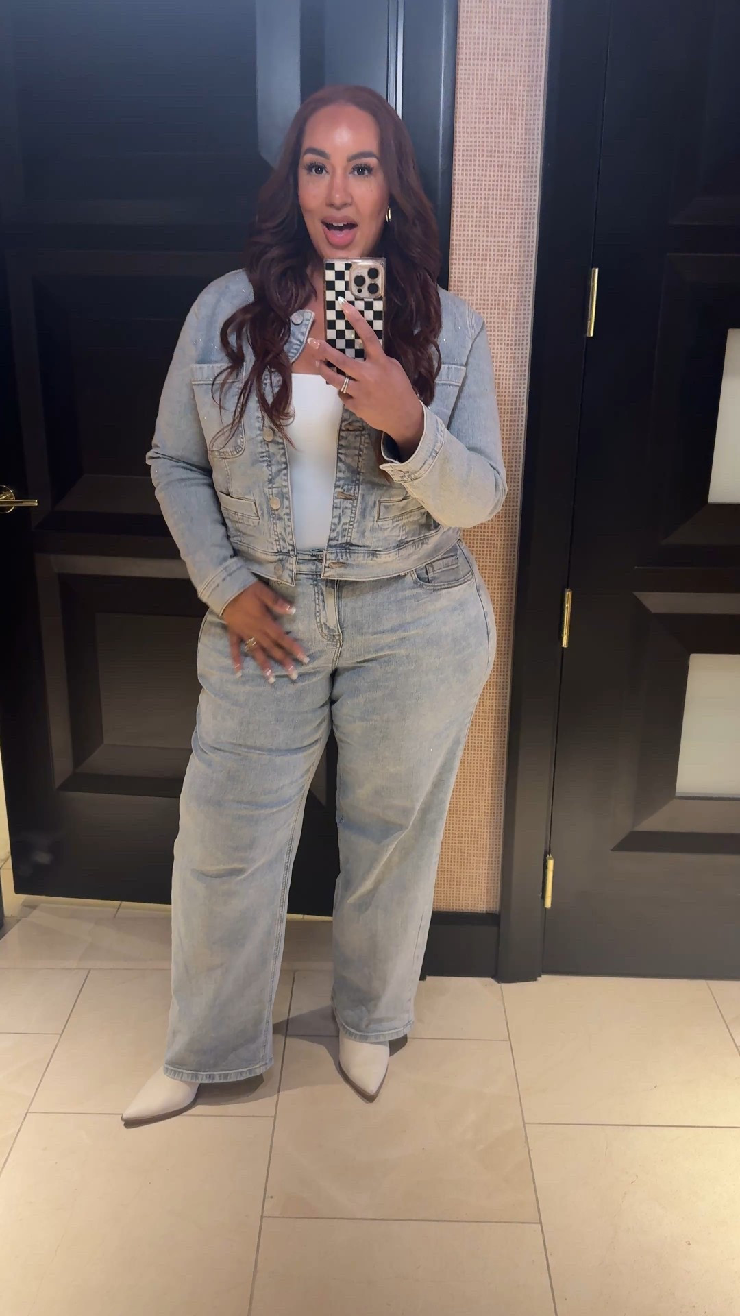 This set is super cute! The glitter is a fun touch (but it does get everywhere😅) 

#LTKSaleAlert #LTKHoliday #LTKPlusSize