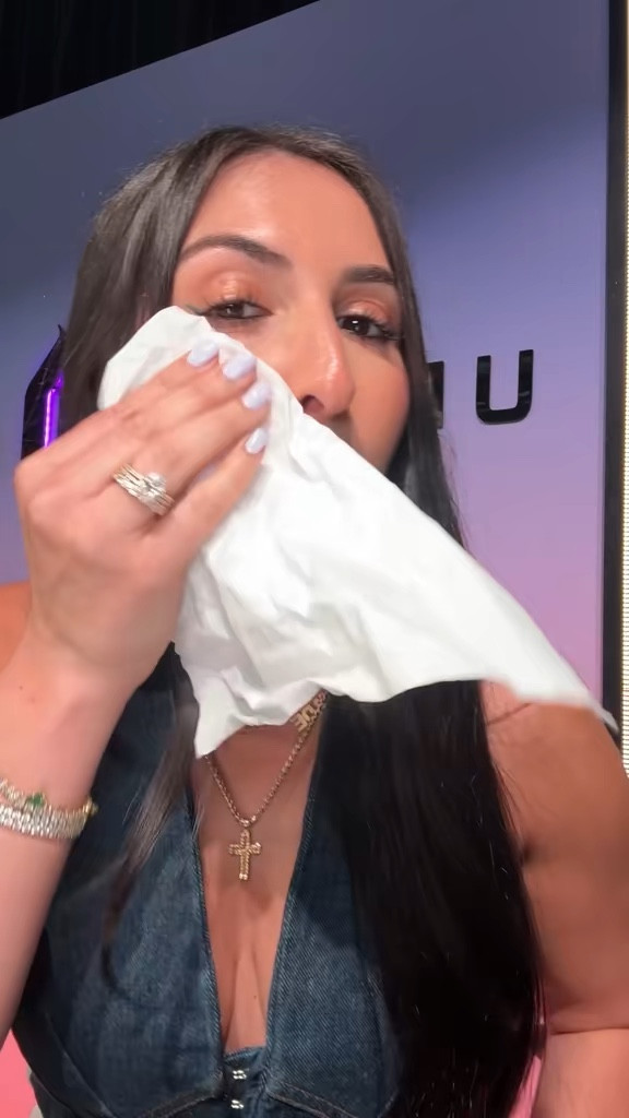 The only setting spray set you need