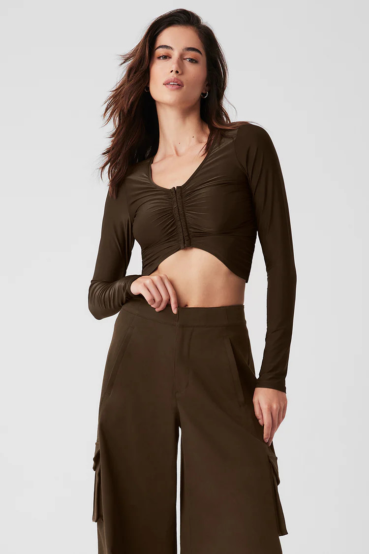 Standout Long Sleeve - Espresso | Alo Yoga (US)