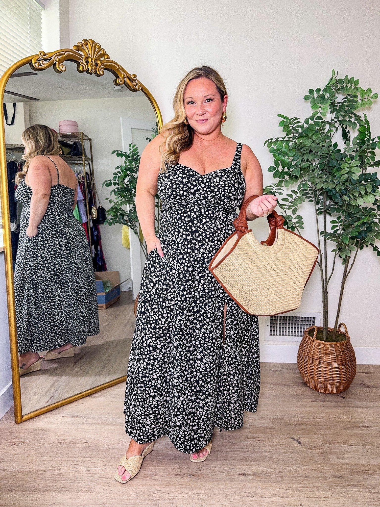 Midsize Walmart outfit 
Dress size LARGE 
I love this one so much I have it in 2 colors! 

Petite style, midsize fashion, spring outfit, spring style, spring dress, Walmart style, Walmart fashion 

#LTKPetite #LTKSeasonal #LTKMidsize