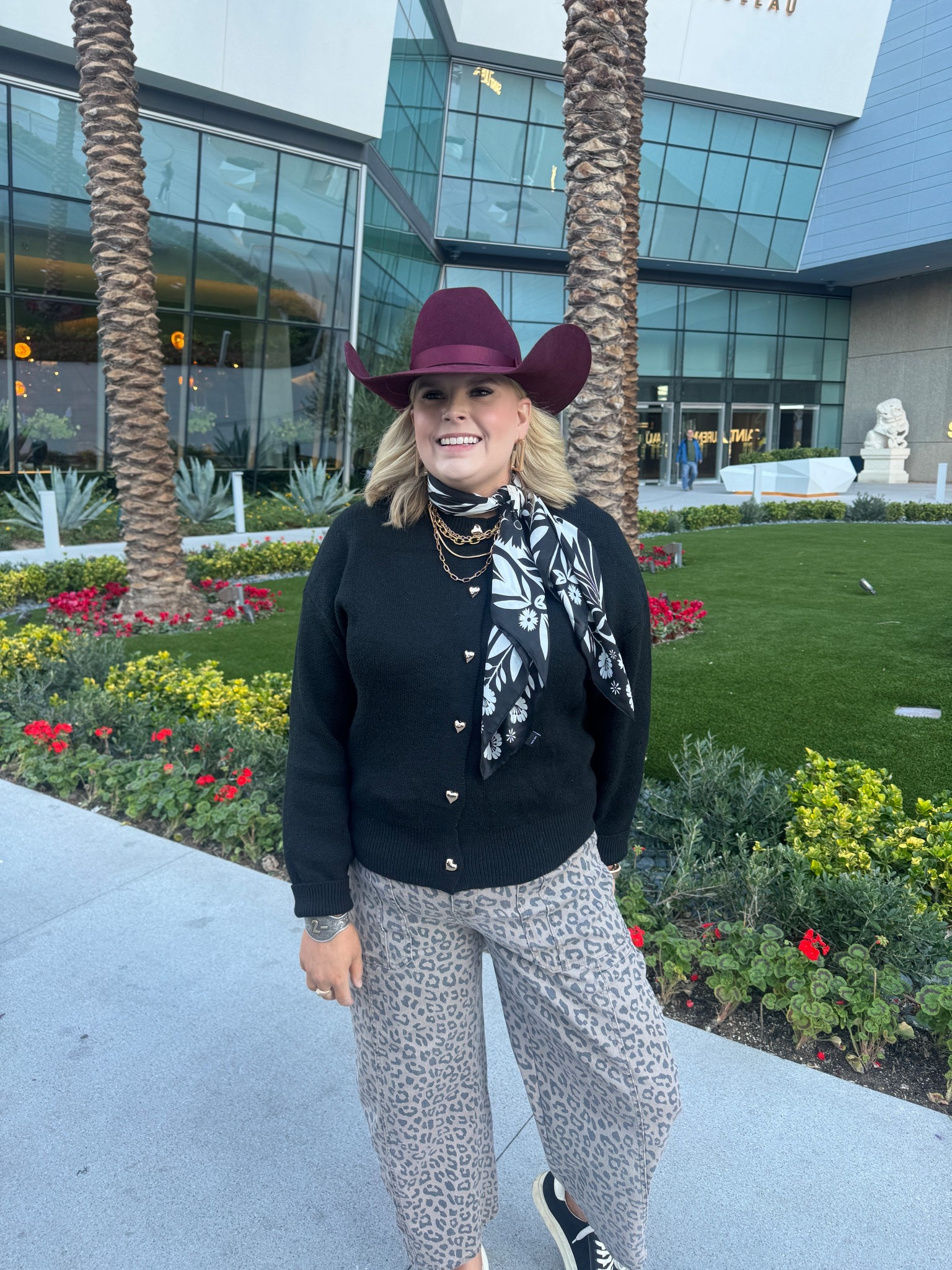 Loving this cardigan! 