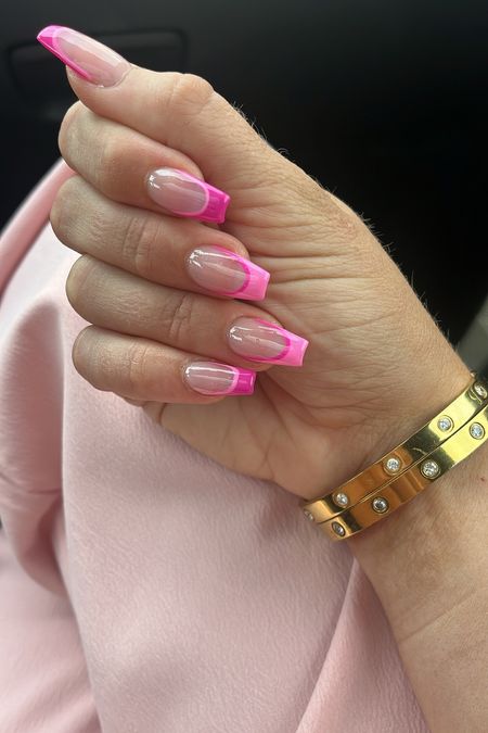 It’s BARBIE summer ladies! Let’s get ready for July 21st any way you can! 

I went and had my nails done, paired it with a pink jumpsuit and of course my bracelets! These look so close to the Cartier Bracelet but these are just $10! Check out Amazon Prime Day tomorrow to not miss any of the sale items! 

Remember to favorite the items you love so you get price drop alerts on them if they go on sale!

#LTKFind #LTKsalealert #LTKxPrimeDay