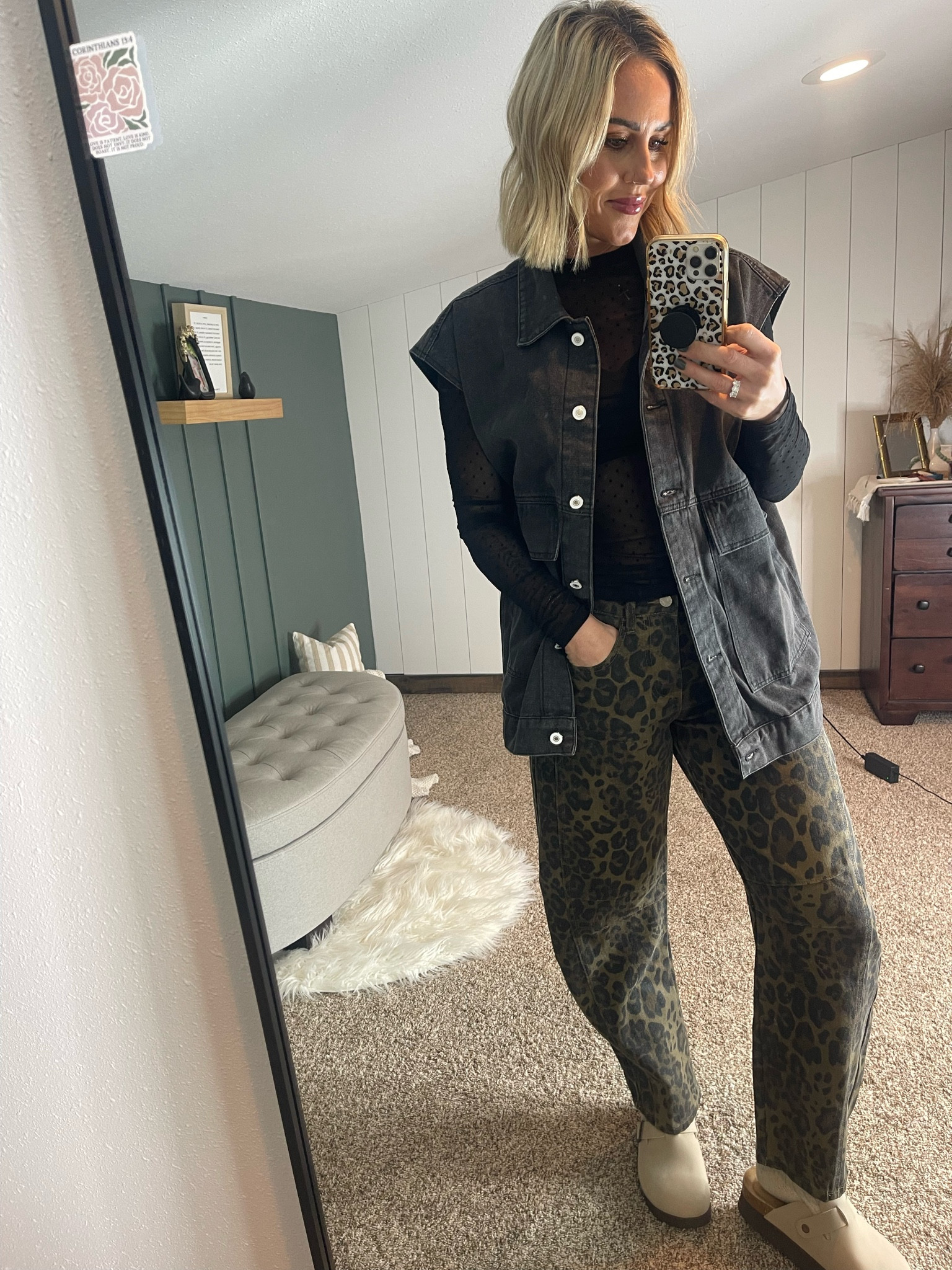 Casual vibes 

#LTKFindsUnder100 #LTKSaleAlert #LTKStyleTip