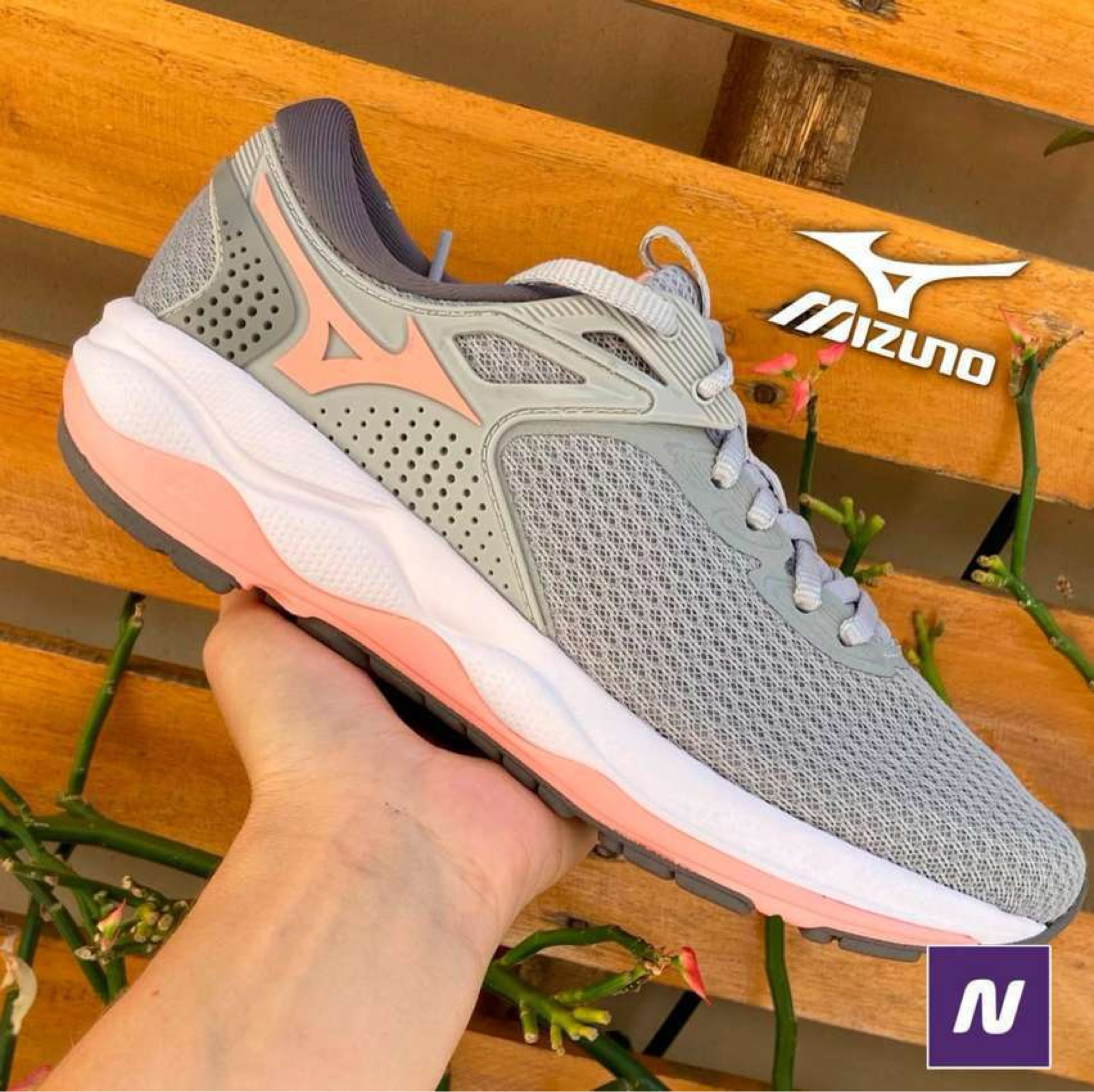 Tênis Mizuno Wave Titan 2 Feminino
Aposte em conforto e qualidade  para te acompanhar nos treinos diarios.

#LTKfitness #LTKfamily #LTKstyletip