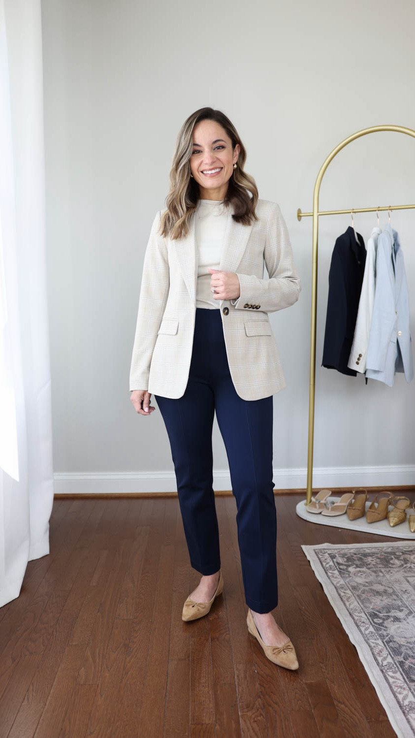 Petite-friendly blazers! 
 
Blazer (Ann Taylor): petite 00 
Top (WHBM): xxs in pumice 
Pants (LOFT): petite xxs 
Shoes (Sam Edelman): true to size 

My measurements for reference: I’m 4’10” and 105lbs. My bust, waist, and hip measurement is 32”, 24”, and 36”.

#LTKPetite #LTKWorkwear
