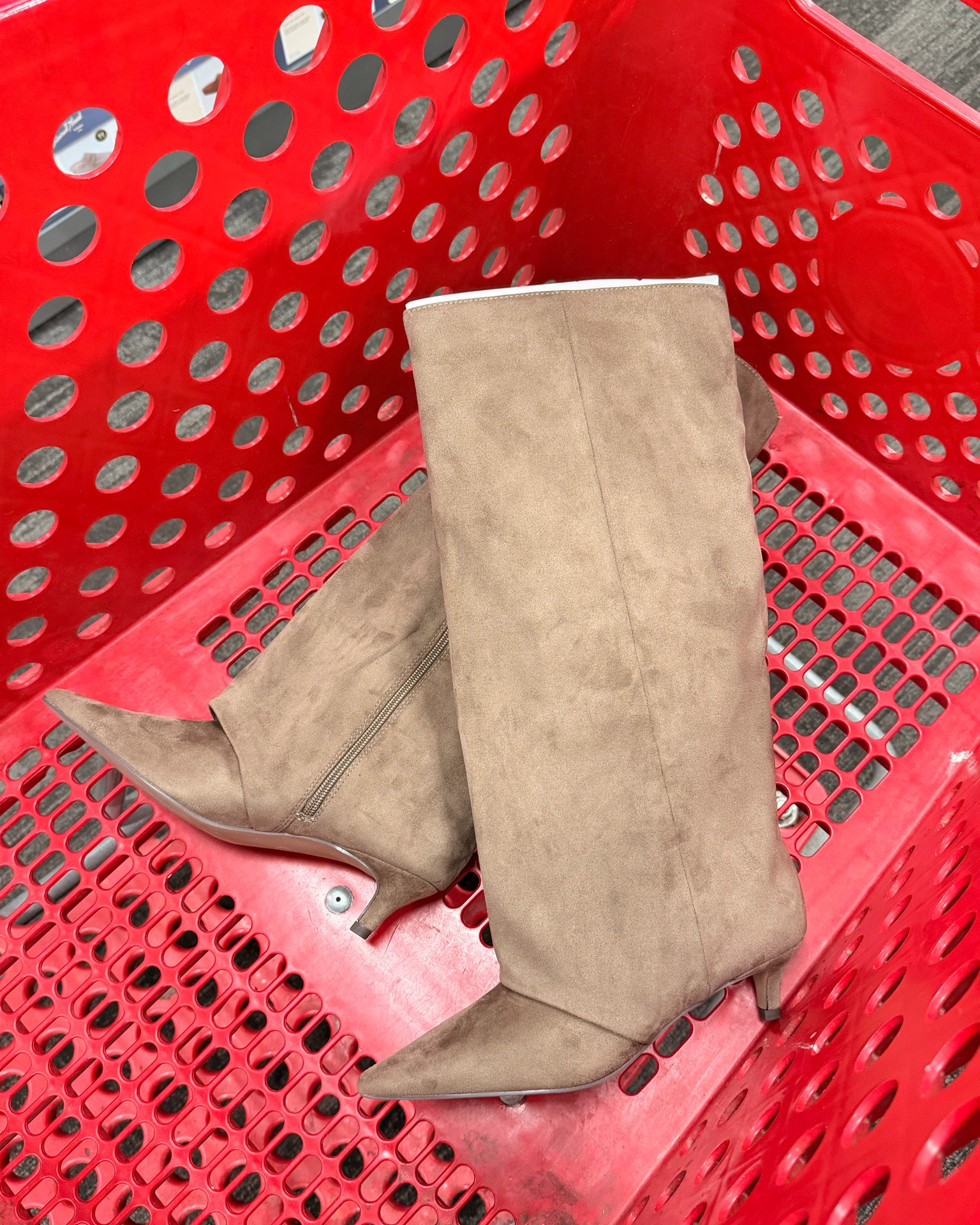 Complete your look with stylish boots 👢

#LTKootd