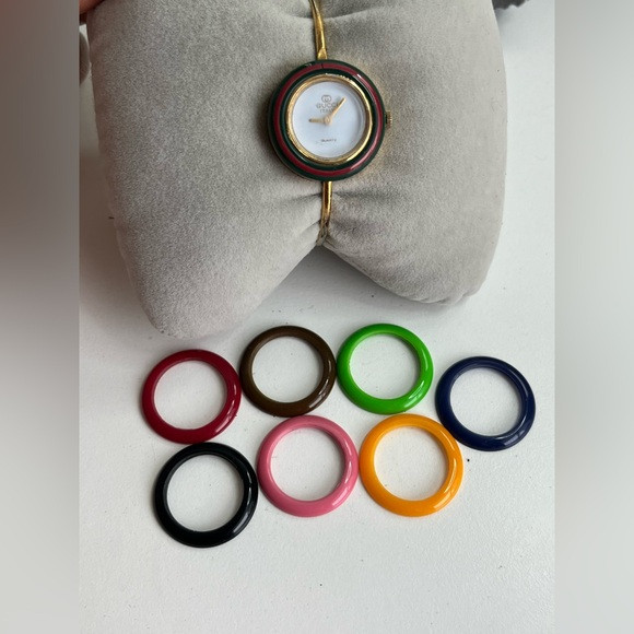 Gucci MADE IN ITALY Watch Ladies Interchangeable Bezels + 8 bezels | Poshmark