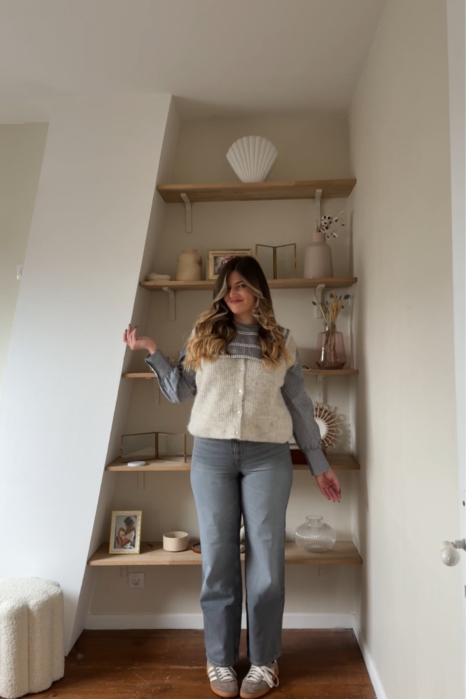 grey Jean 

#LTKworkwear #LTKfrance #LTKmidsize