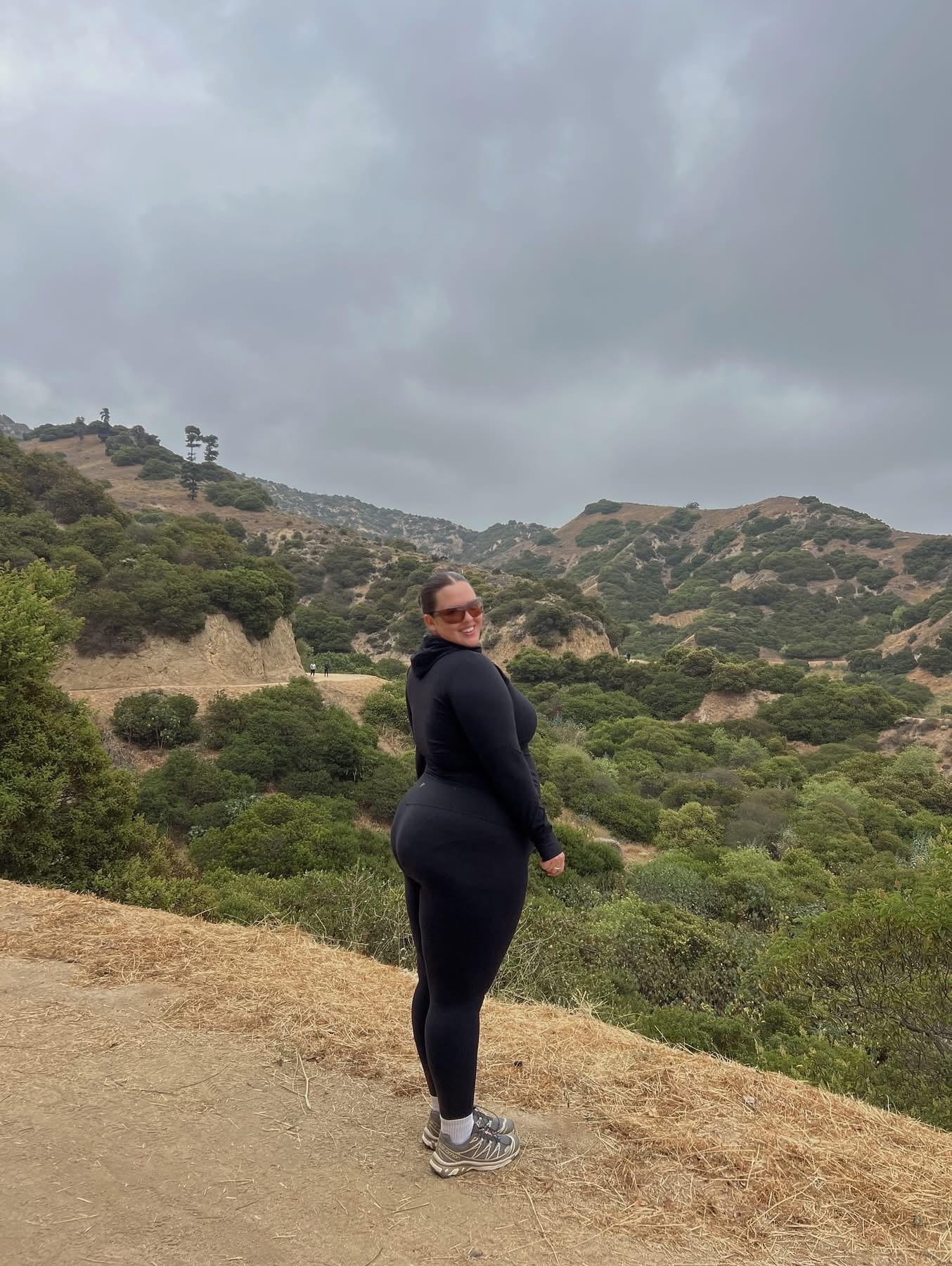 hiking fit 🥾

athleisure, workout outfit, athletic wear, leggings 

#LTKStyleTip #LTKPlusSize #LTKActive