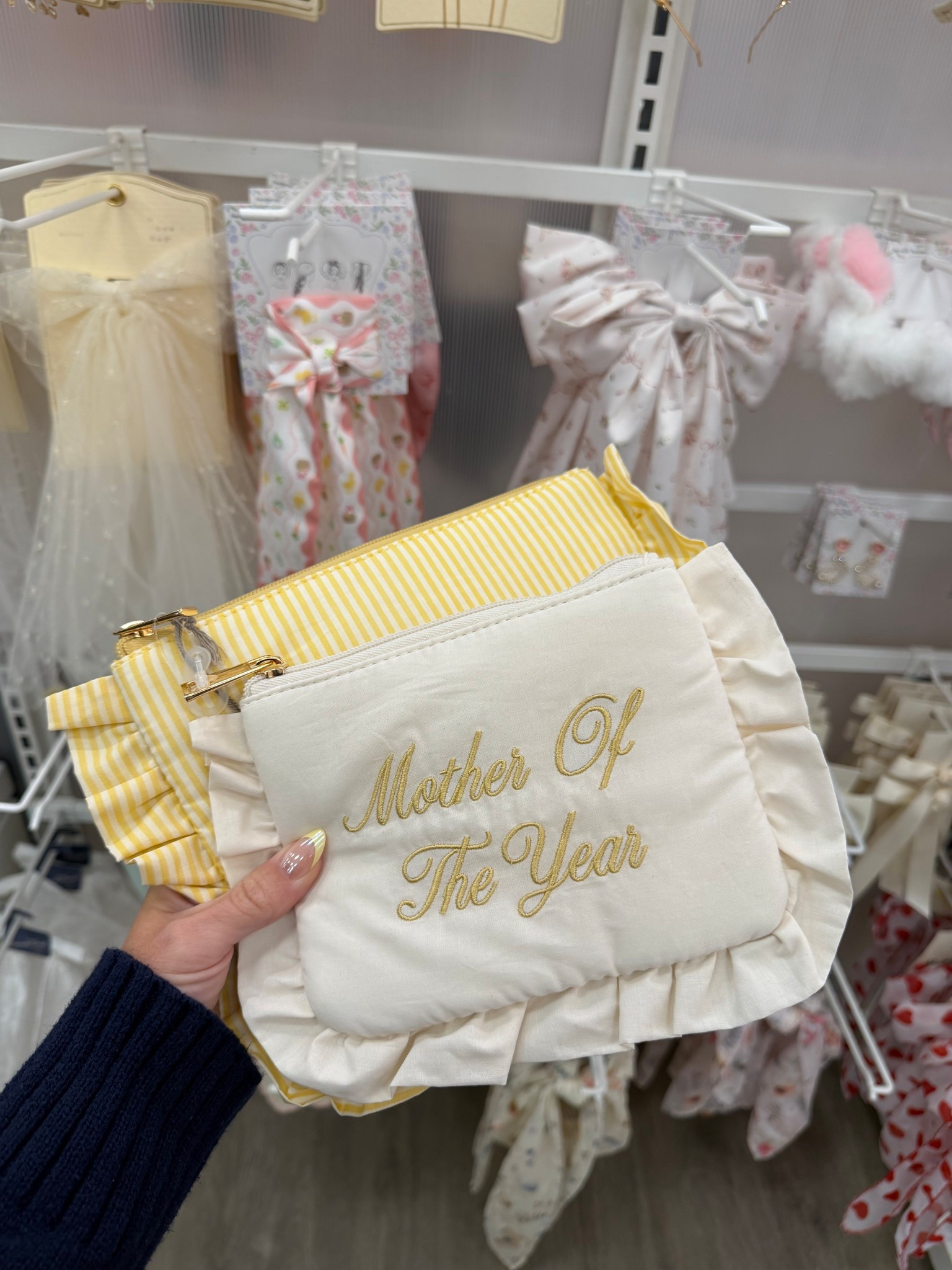 How adorable is this set for Mother’s Day. You can add some gifts inside and would make the cutest gift. 

#LTKHome #LTKSeasonal