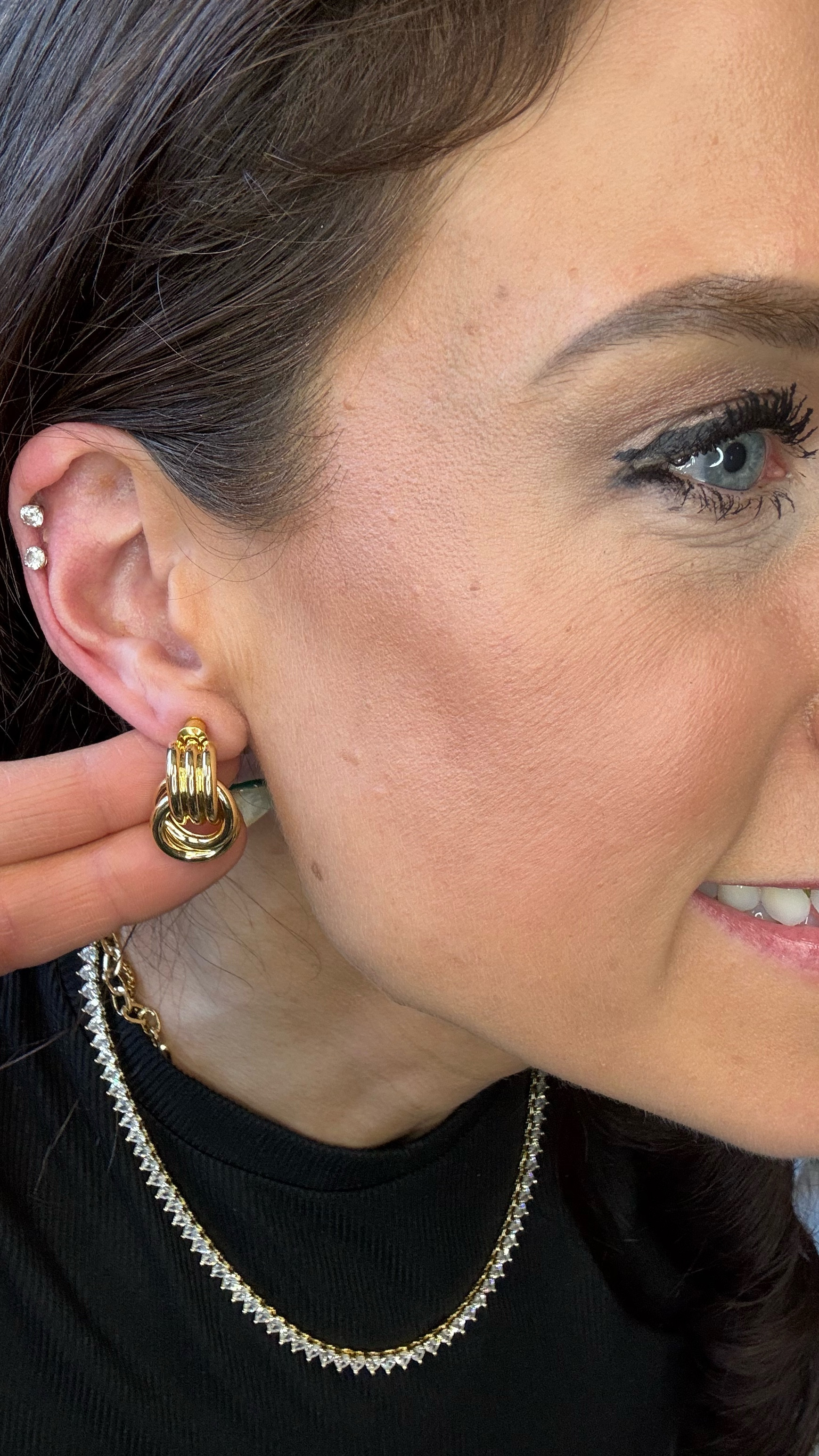 Leveling up my look with these stunning gold earrings from Amazon — so chic, so affordable! 👏🏻 Whether you’re dressing up or keeping it casual, these are the perfect accessory to elevate any outfit. 💃🏻 


gold earrings amazon, amazon jewelry finds, affordable gold earrings, amazon fashion haul, trendy earrings 2025, amazon accessories, everyday earrings, gold hoops amazon, amazon style, fashion influencer amazon finds, big spring deal

#bigspringdeal #sale #amazonfinds #amazonfashion

#LTKSaleAlert #LTKStyleTip #LTKFindsUnder50