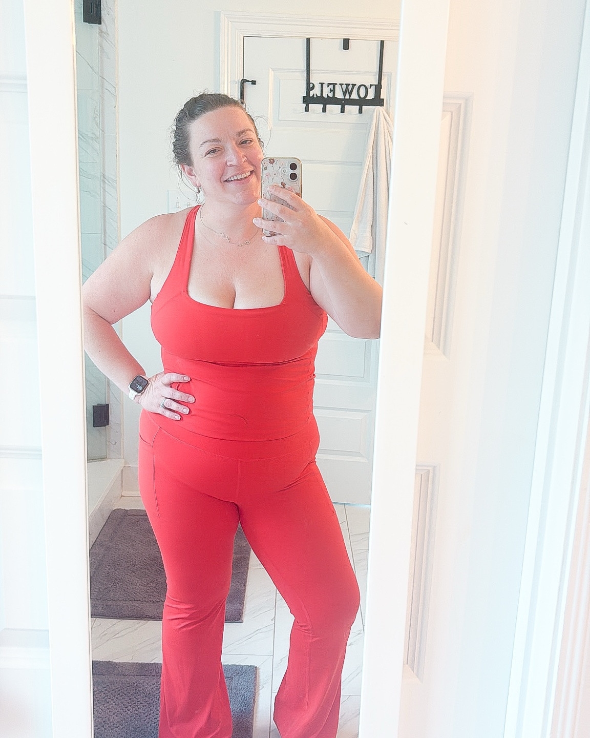 The perfect set in the perfect color for summer 

5’6 
Sz 14/16
Wearing XL in top and bottom

#LTKmomlife #LTKMidsize #LTKActive