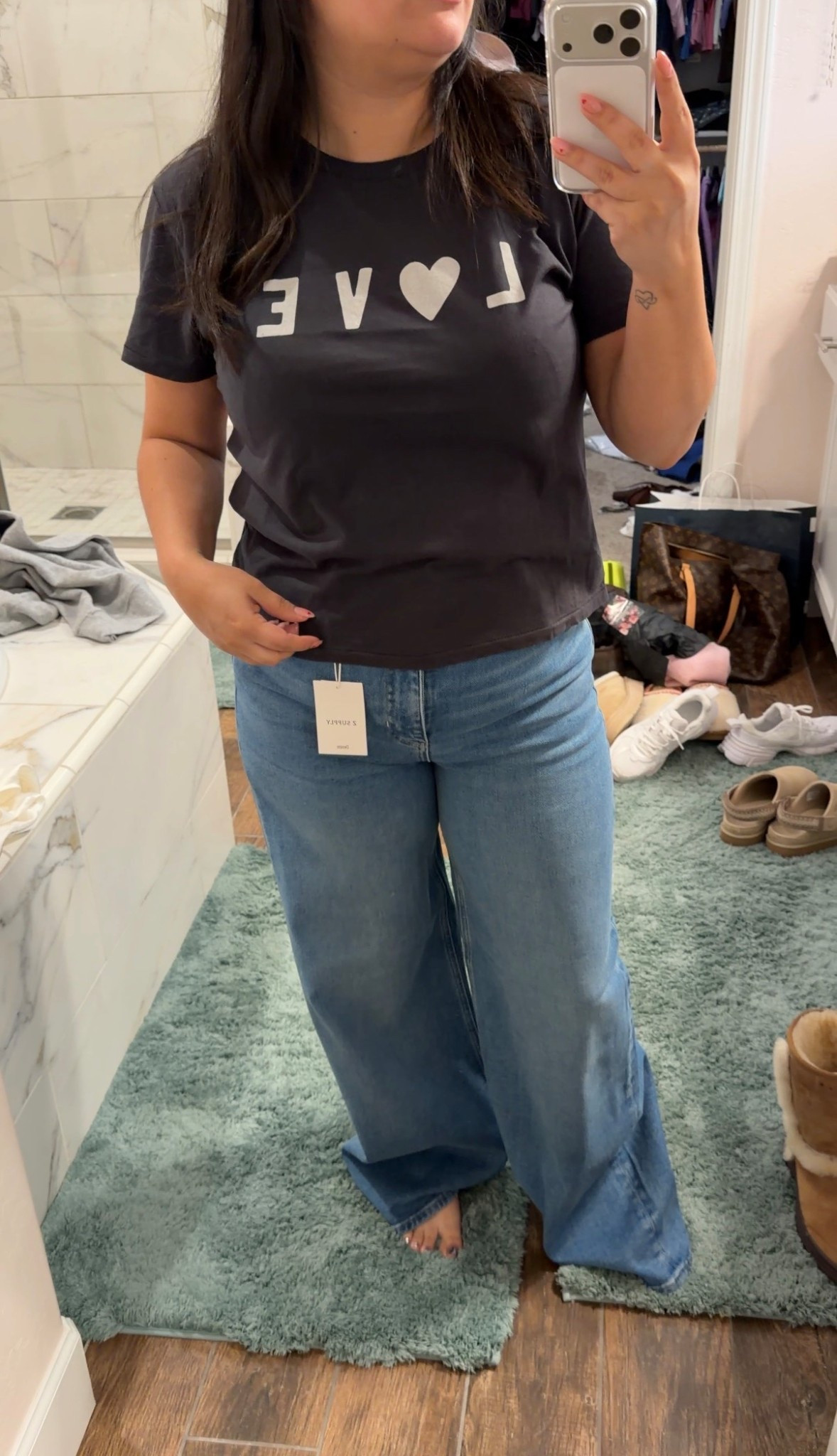 Z Supply tee and new Z supply denim 👖✨

#LTKootd #LTKgrwm #LTKValentine