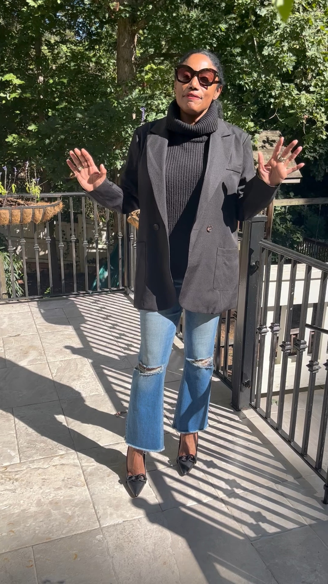 Oversized Black Amazon Blazer ! 
Size Medium 

#LTKGiftGuide #LTKstyletip #LTKunder50