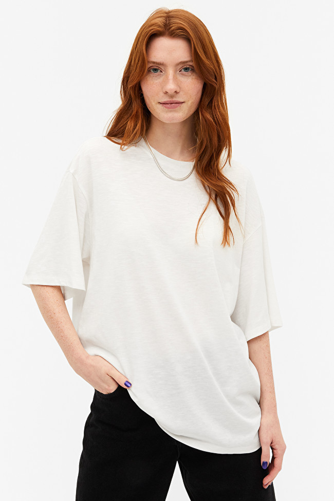 White oversized t-shirt | Monki