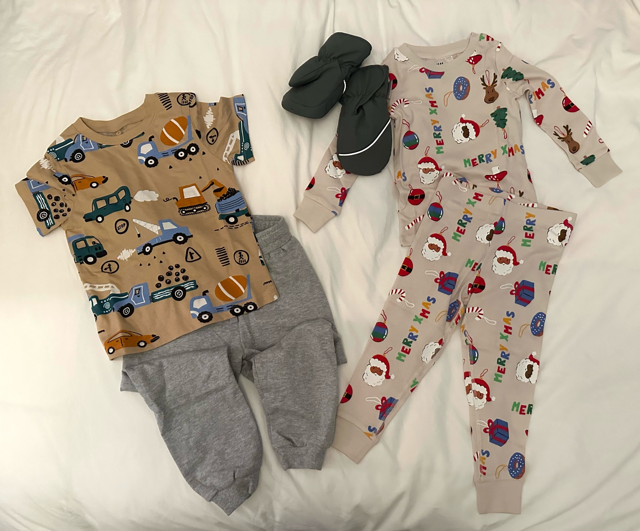 cute toddler / boys finds at h&m. gotta snag those holiday pjs early 😉

#LTKfamily #LTKkids #LTKHoliday