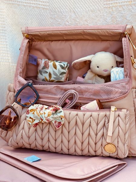 Expecting Mommas! Check out these stylish diapers bags and a few diaper bag essentials 

#LTKitbag #LTKbaby #LTKbump